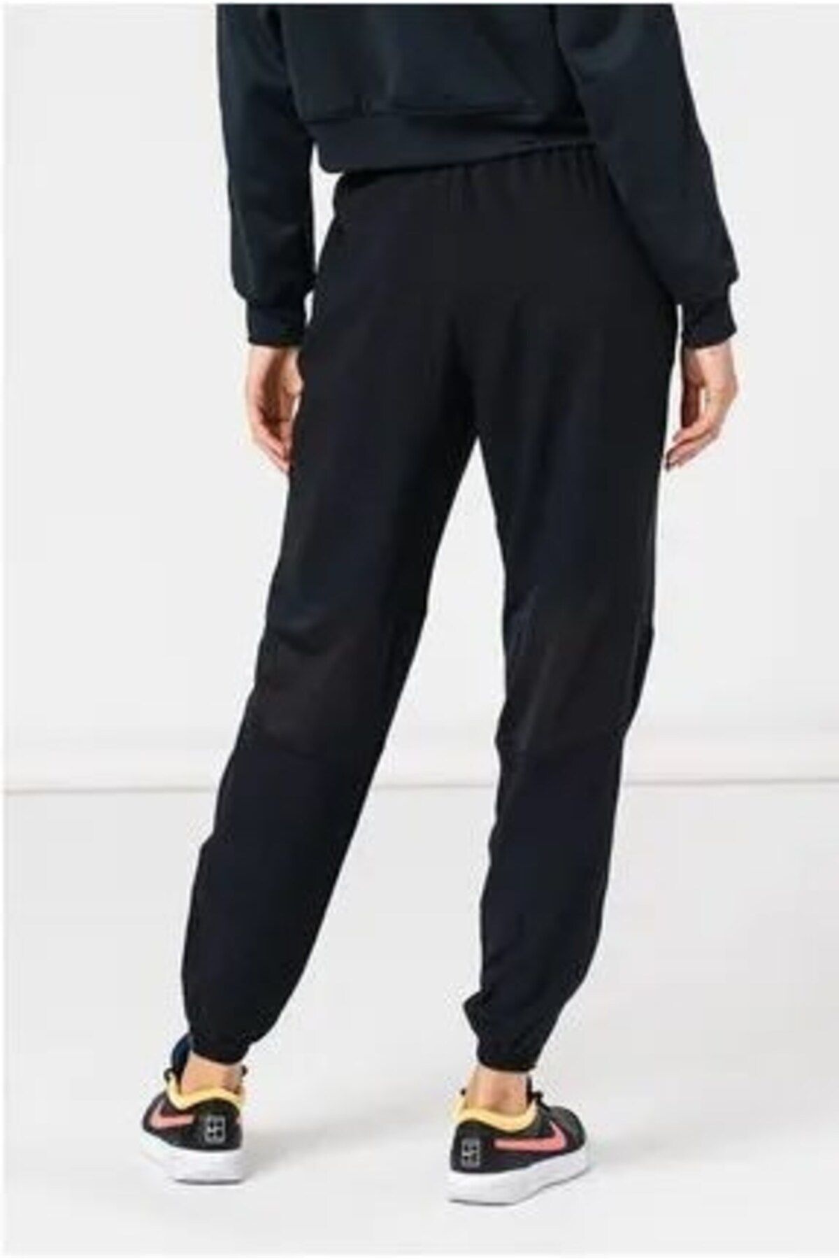 Nike-Dri-Fit Air Women's Black Running Sweatpants 3