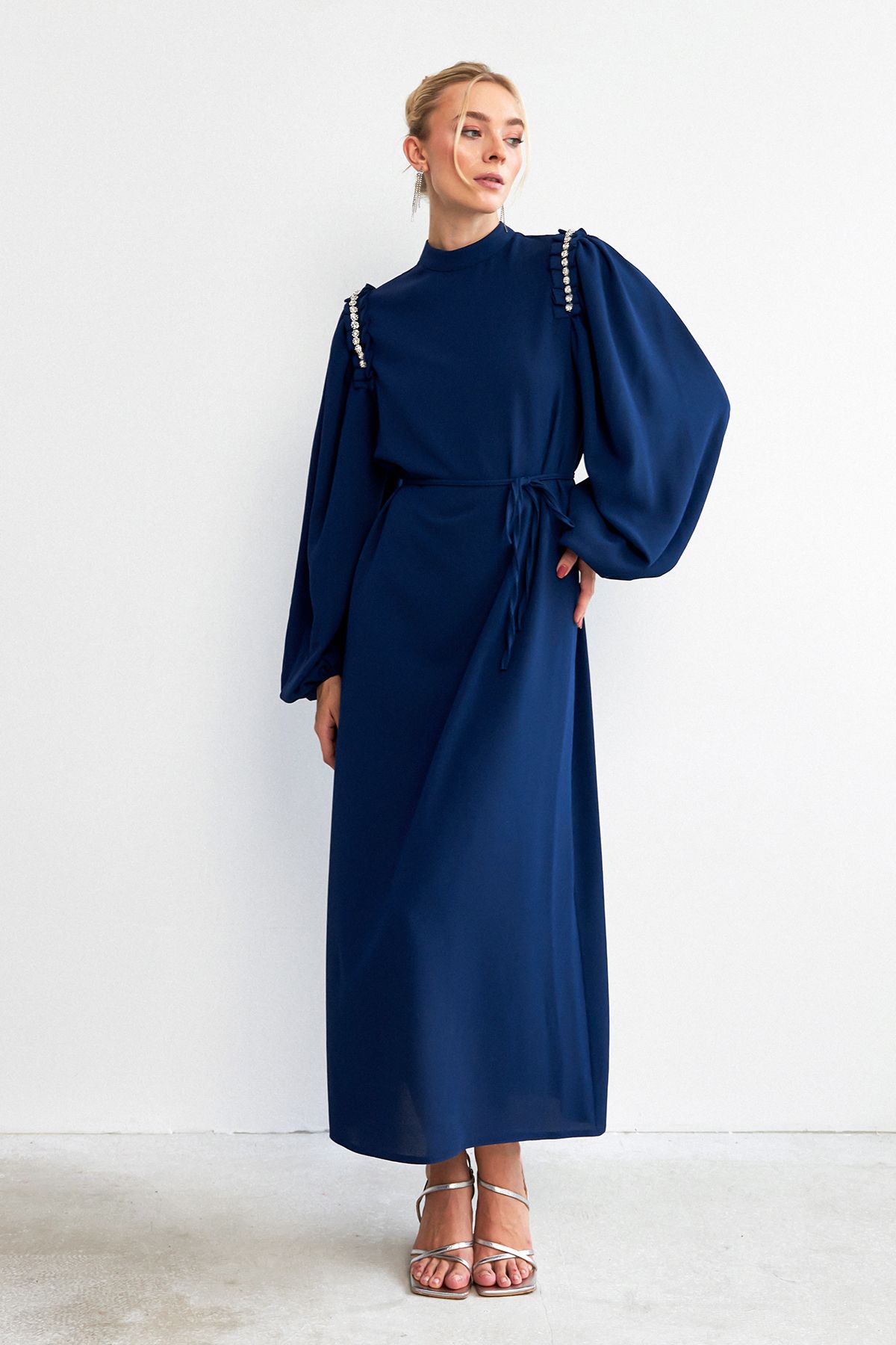 VAVİNOR-Indigo Nova Dress - Shoulder Detail 1