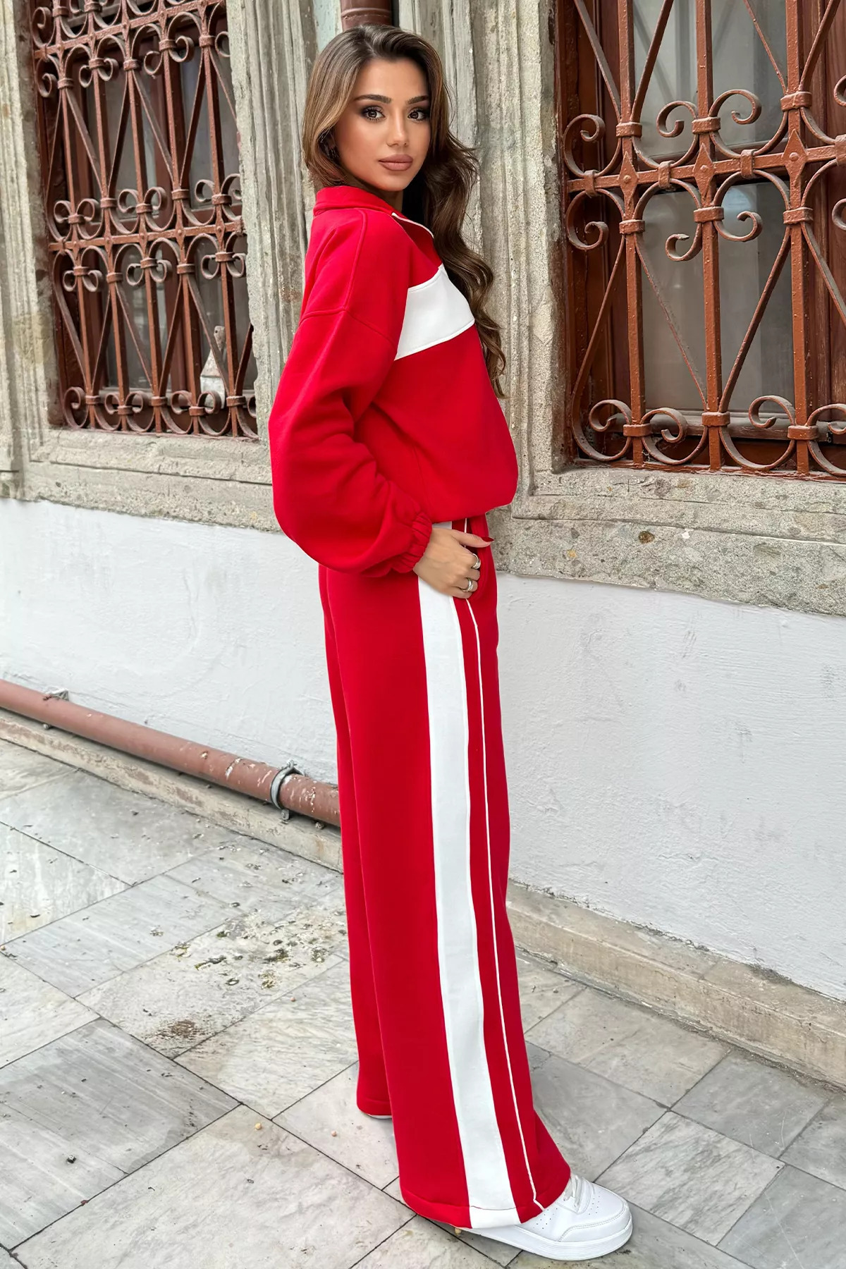 GÜLSELİ-Red Three Thread Raised Color Garnished Palazzo Tracksuit Set 2