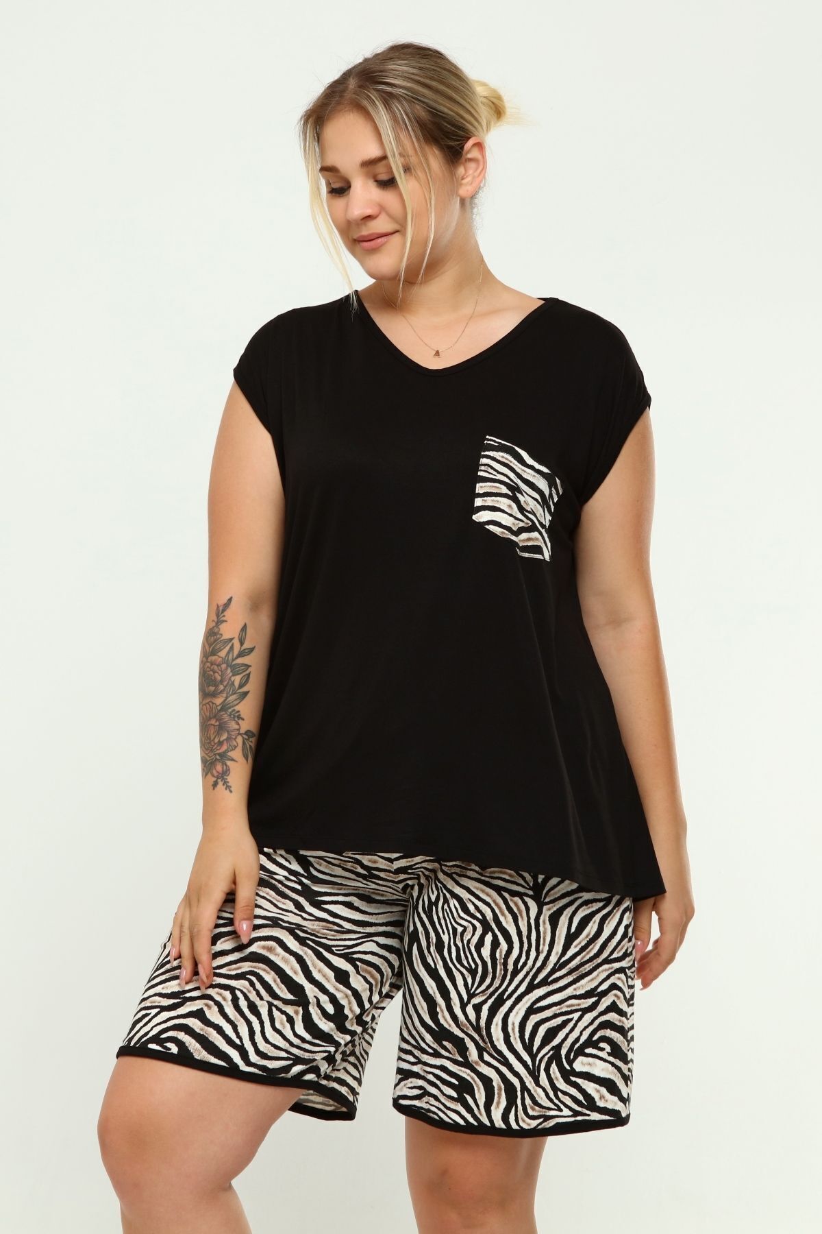 tarzımsüper-Plus Size Comfortable Pajama Set with Top and Bottom Shorts Zebra Pattern Double Cotton 2-Piece Bottom-Top Set Black 5