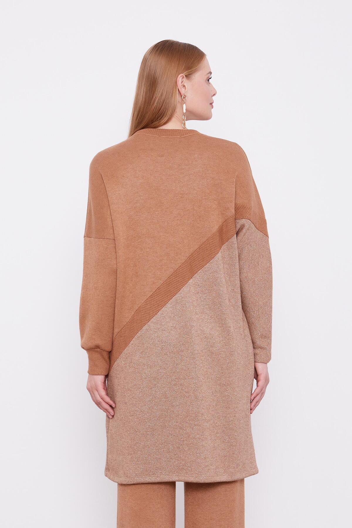 Levidor-Πλεκτό Camel Glittered Tunic - Λεπτομέρεια έμβλημα 6