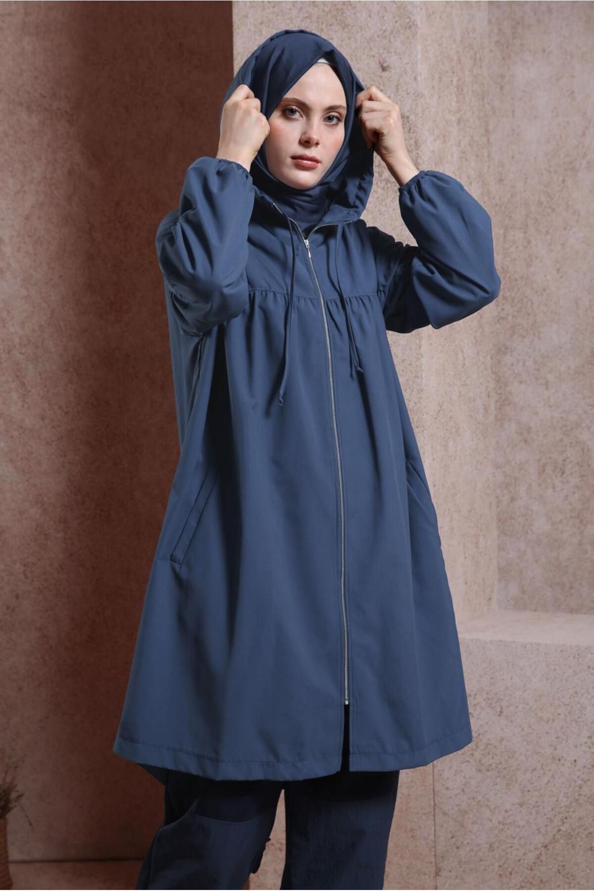 Alvina-HOODED CLOTH 44441 1