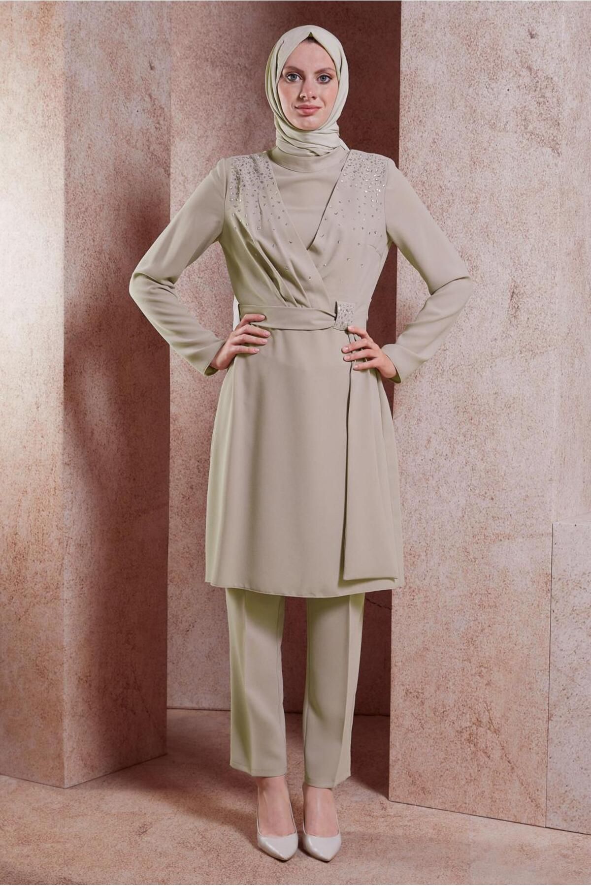 کت شلوار سنگی با جزئیات 30279 Alvina