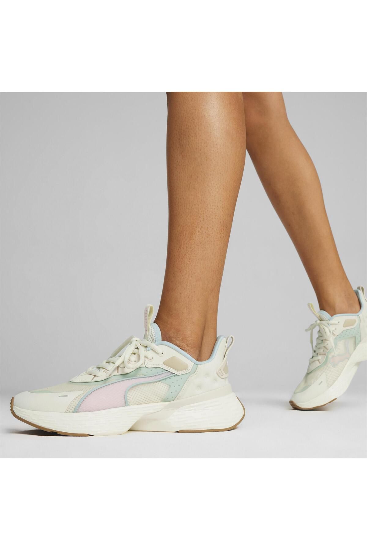 کفش دو و تمرین زنانه softidide sway رانینگ اورجینال Puma