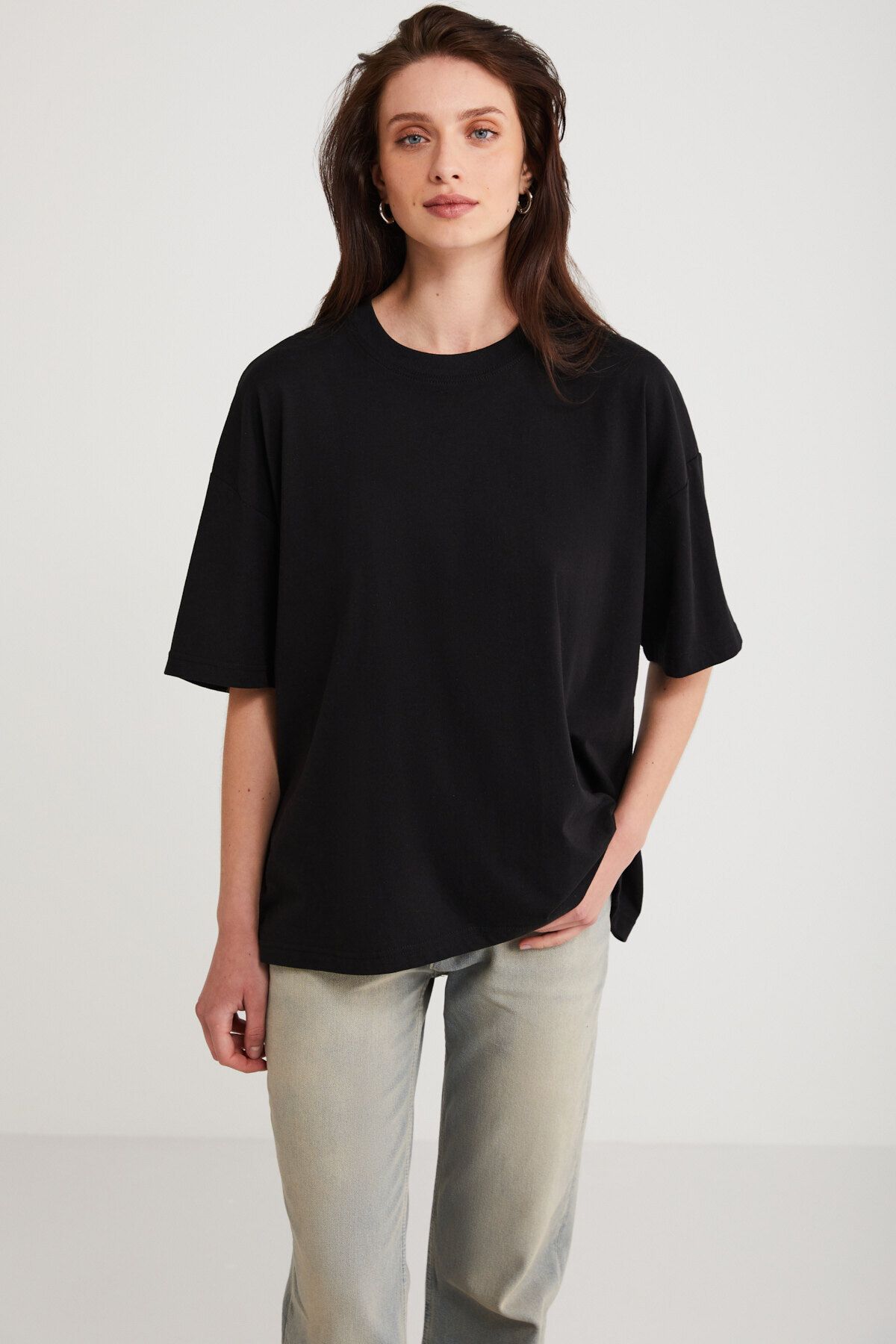 complete the look image