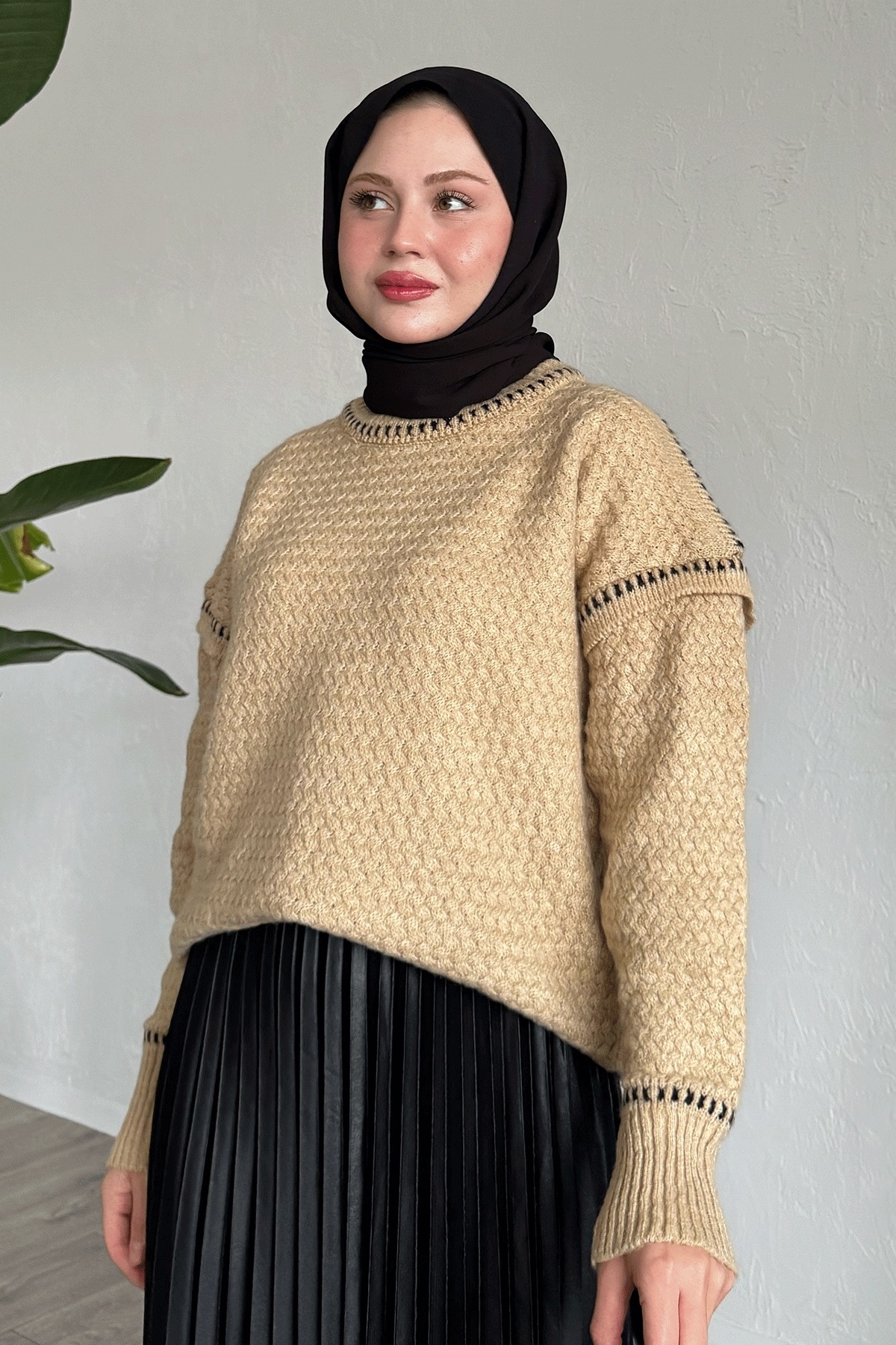 InStyle-Camel Sweater - Piping Detail and Raster 5