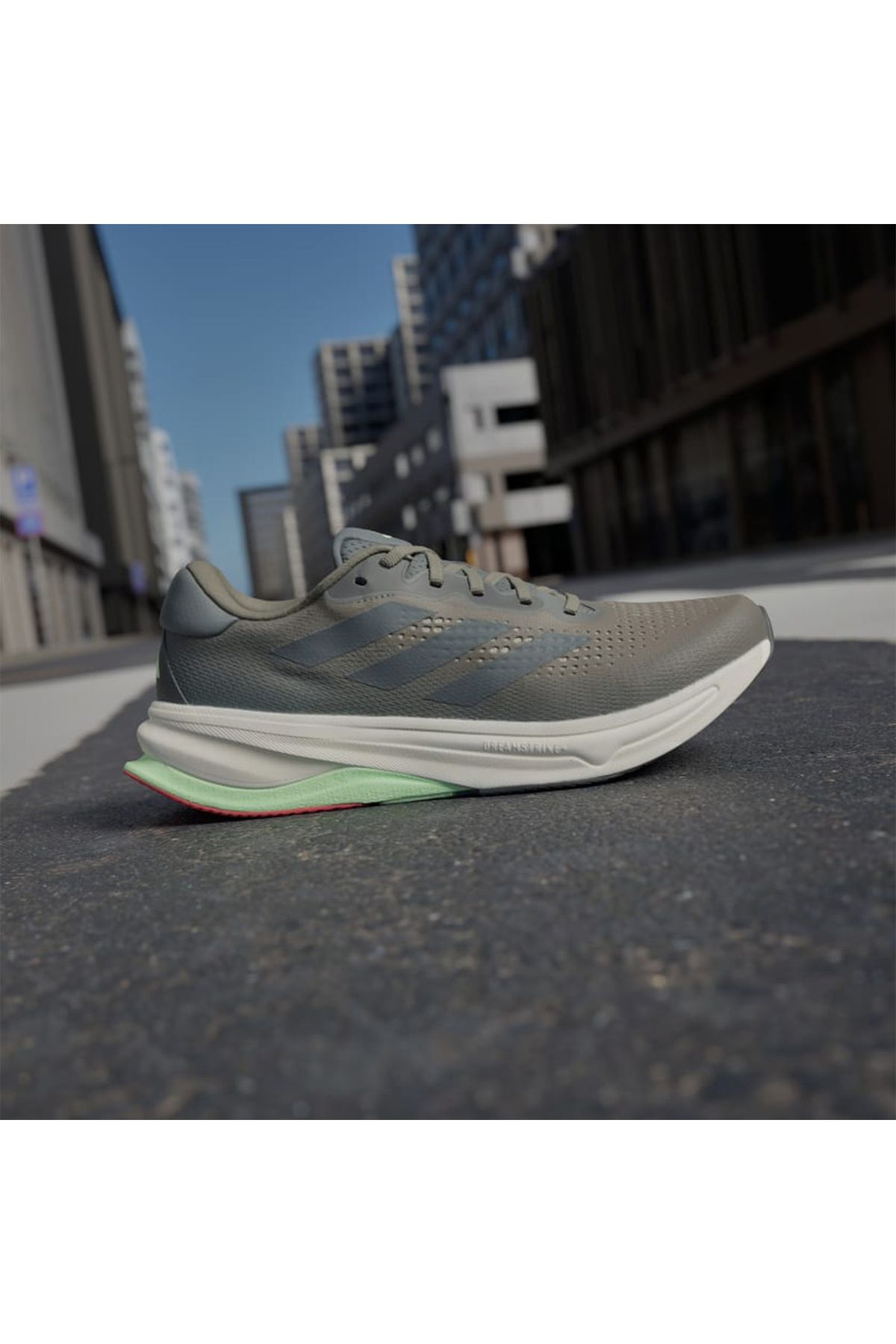 کفش دو و تمرین سبز مردانه کتونی در حال رانینگ IG5848 SUPERNOVA adidas