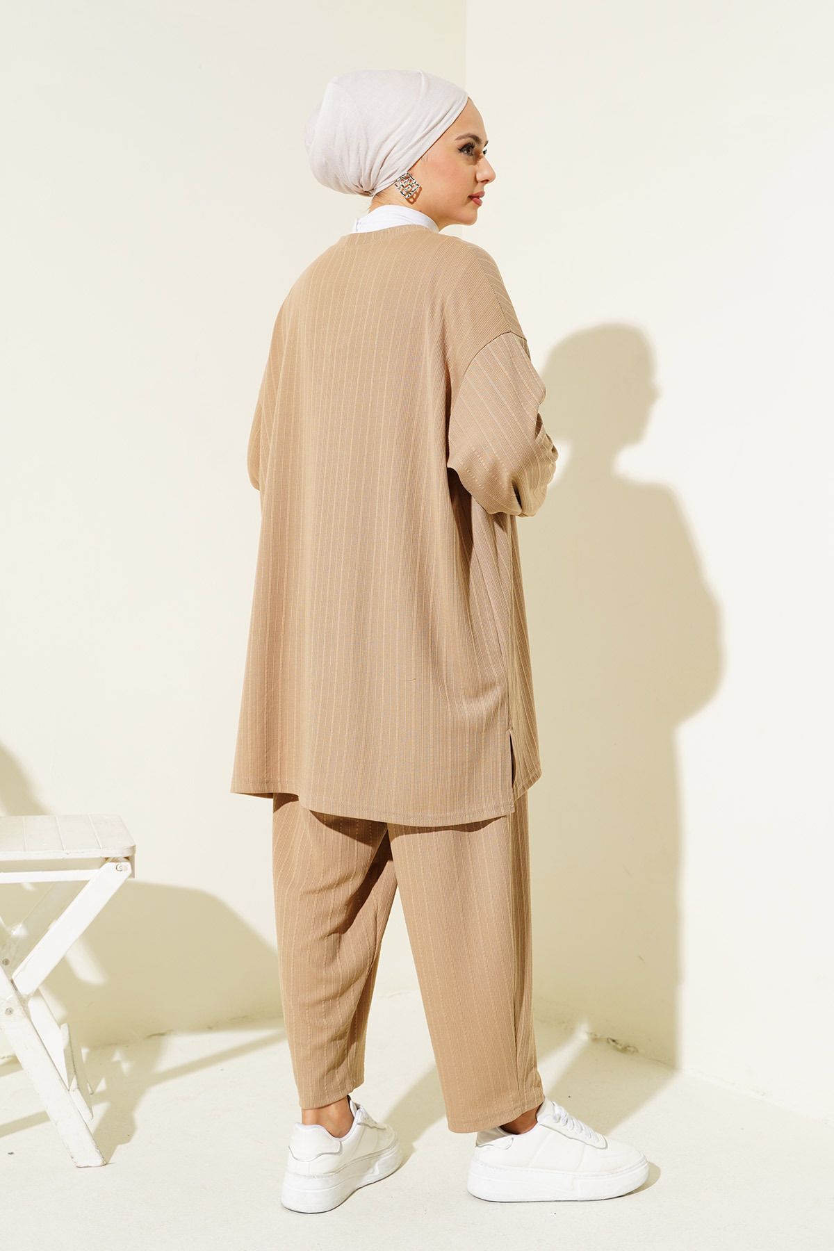 Bigdart-6681 Model - Crew Neck Tunic and Trousers Set of Two - Biscuit 5