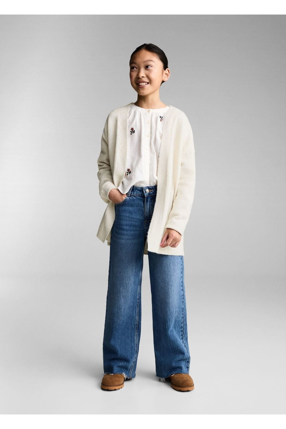complete the look image