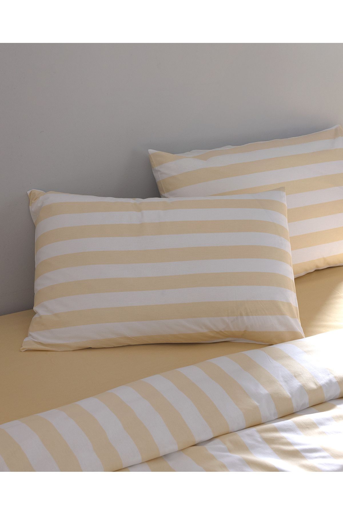 Madame Coco-Avignon Single 100% Cotton Ranforce Printed Duvet Cover Set - Yellow 3