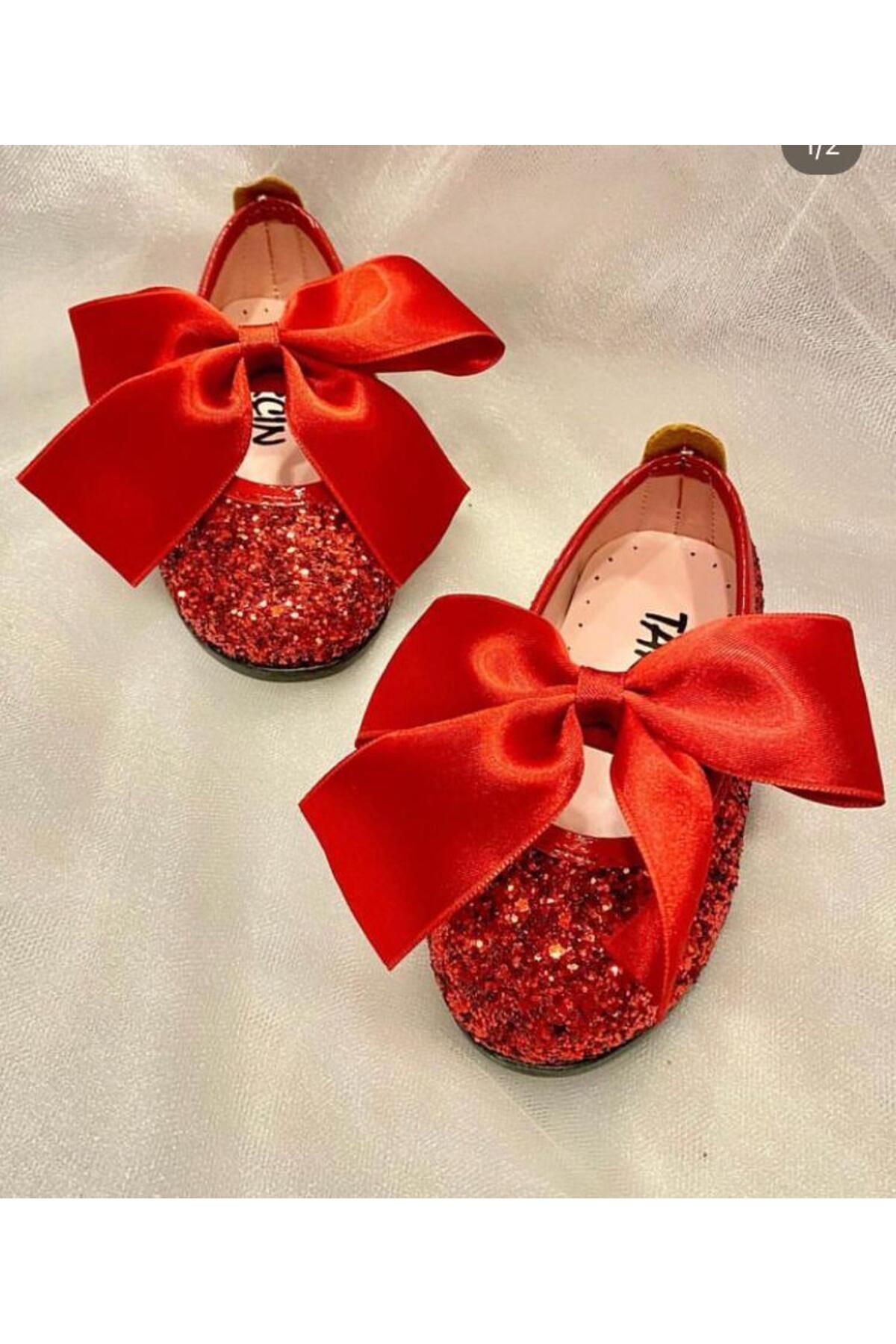 Gala-Glittery Shoes with Bow on the Front 3