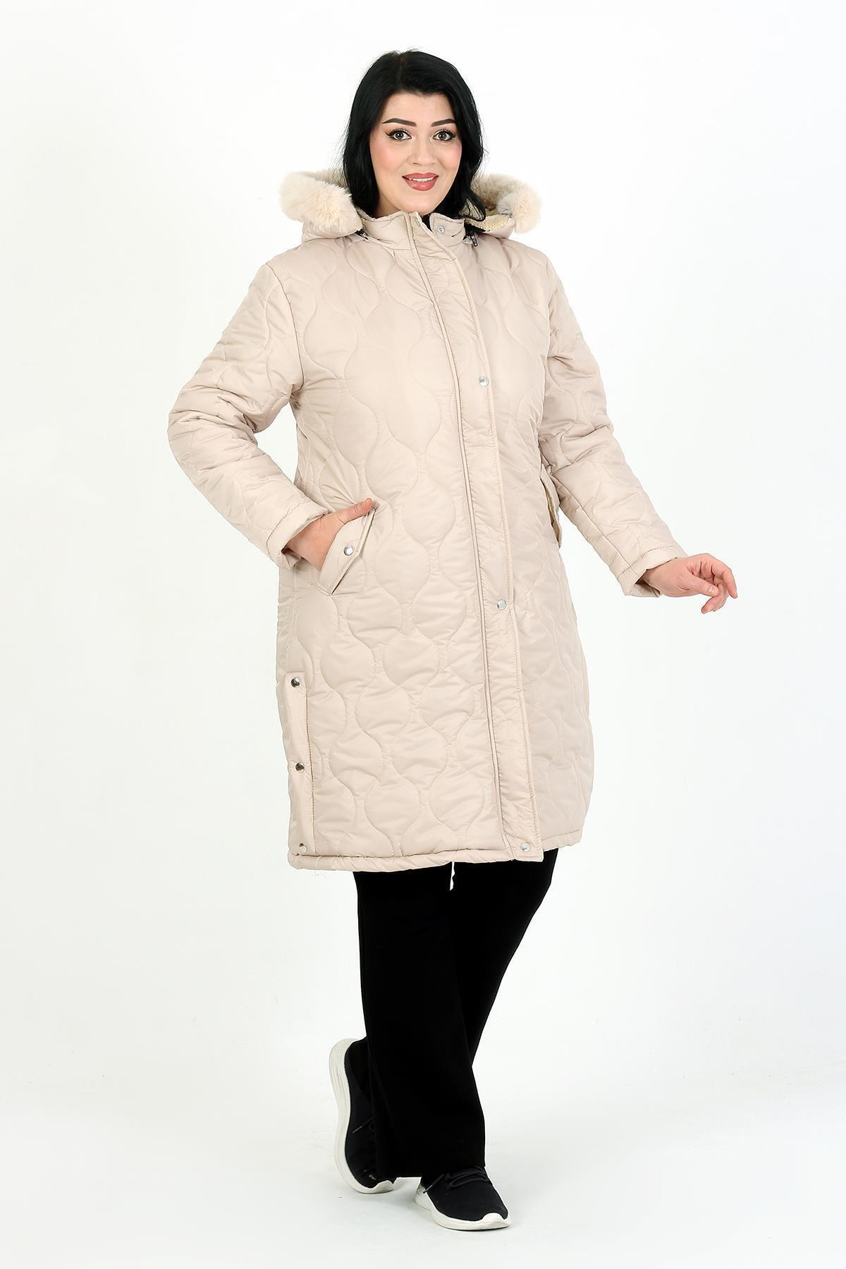 By Alba Collection Kadın Ekru Uzun İçi Yün Kapitone Büyük Beden Mont