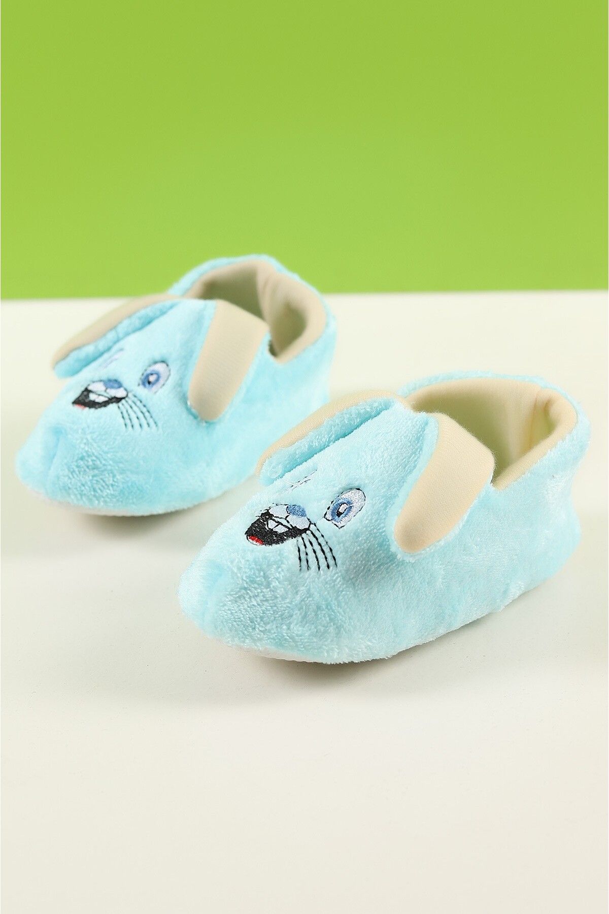 MİNAHOBİ-Plush Slippers with Rabbit Figure - for Home and School with Anti-Slip Base 1