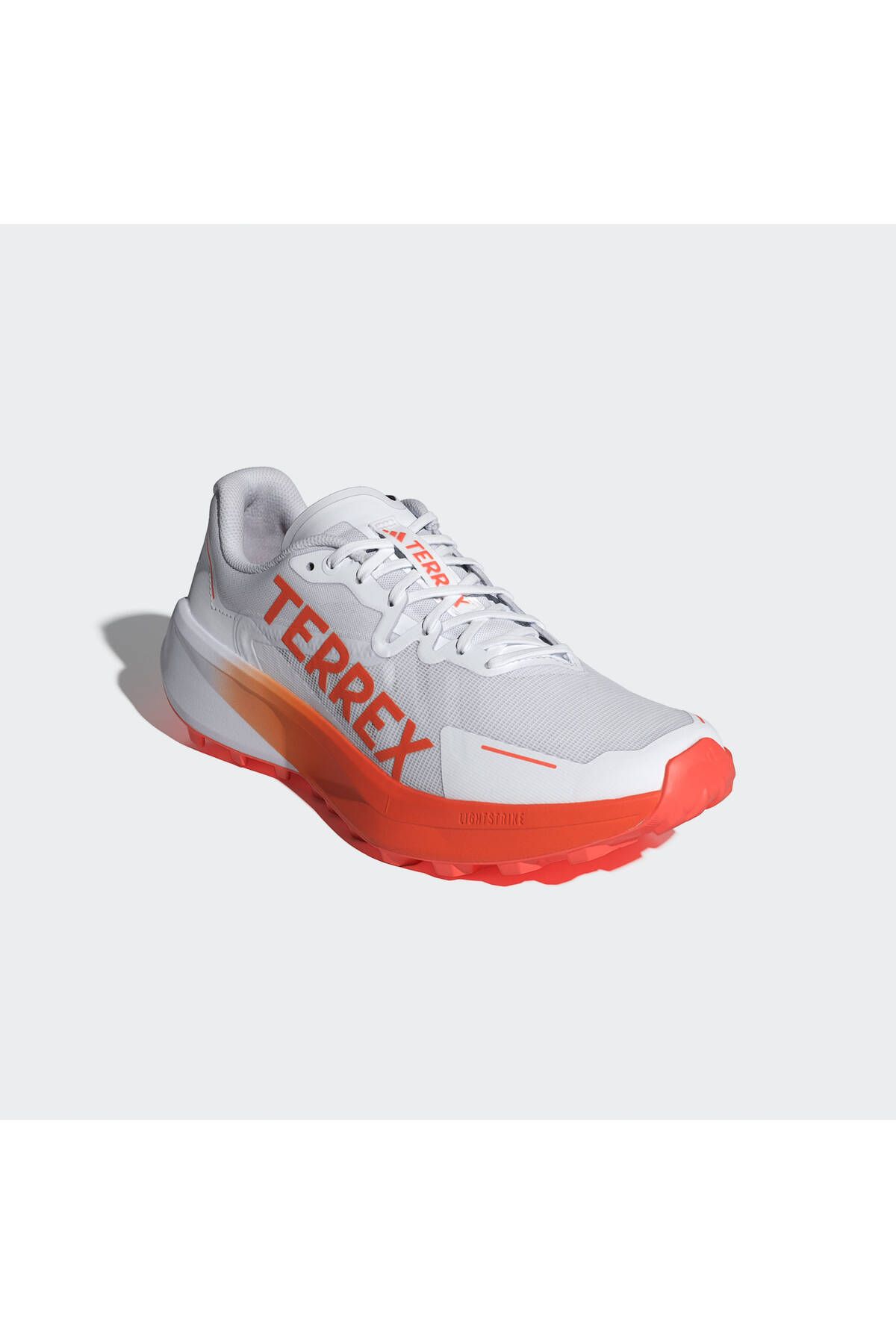 کفش دو و تمرین سفید مردانه زنانه 3 در حال رانینگ adidas