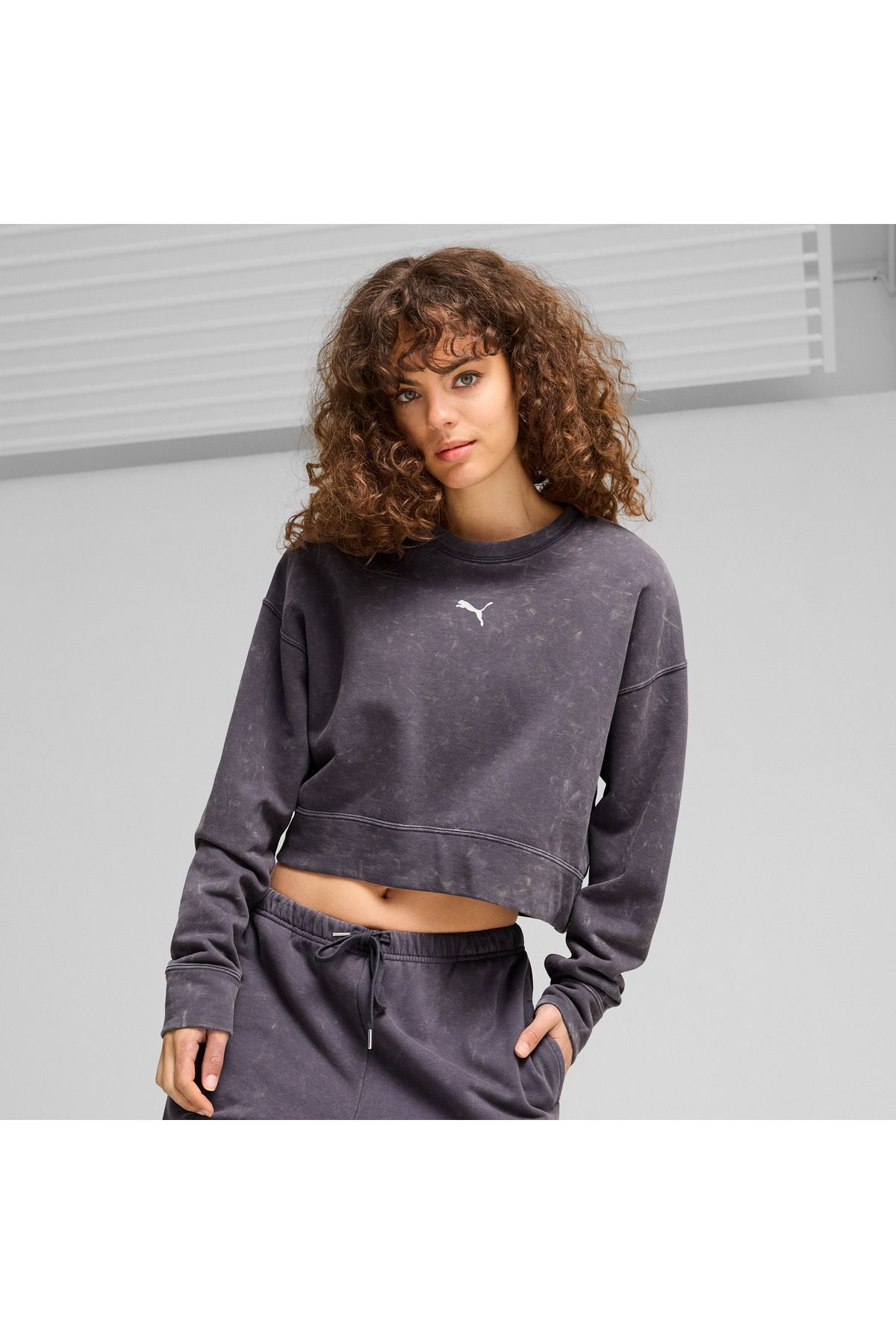 Puma-Dare to Relaxed Washed Crew Women's Gray Sweatshirt 1