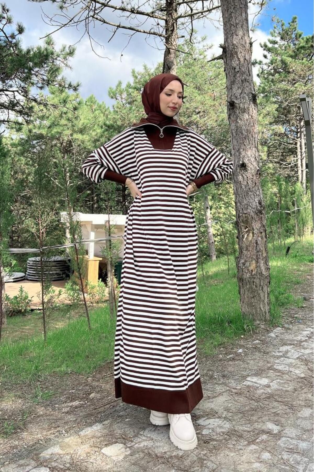 Lamia Giyim-Horizontal Striped Zippered Hijab Knitwear Dress Brown 4