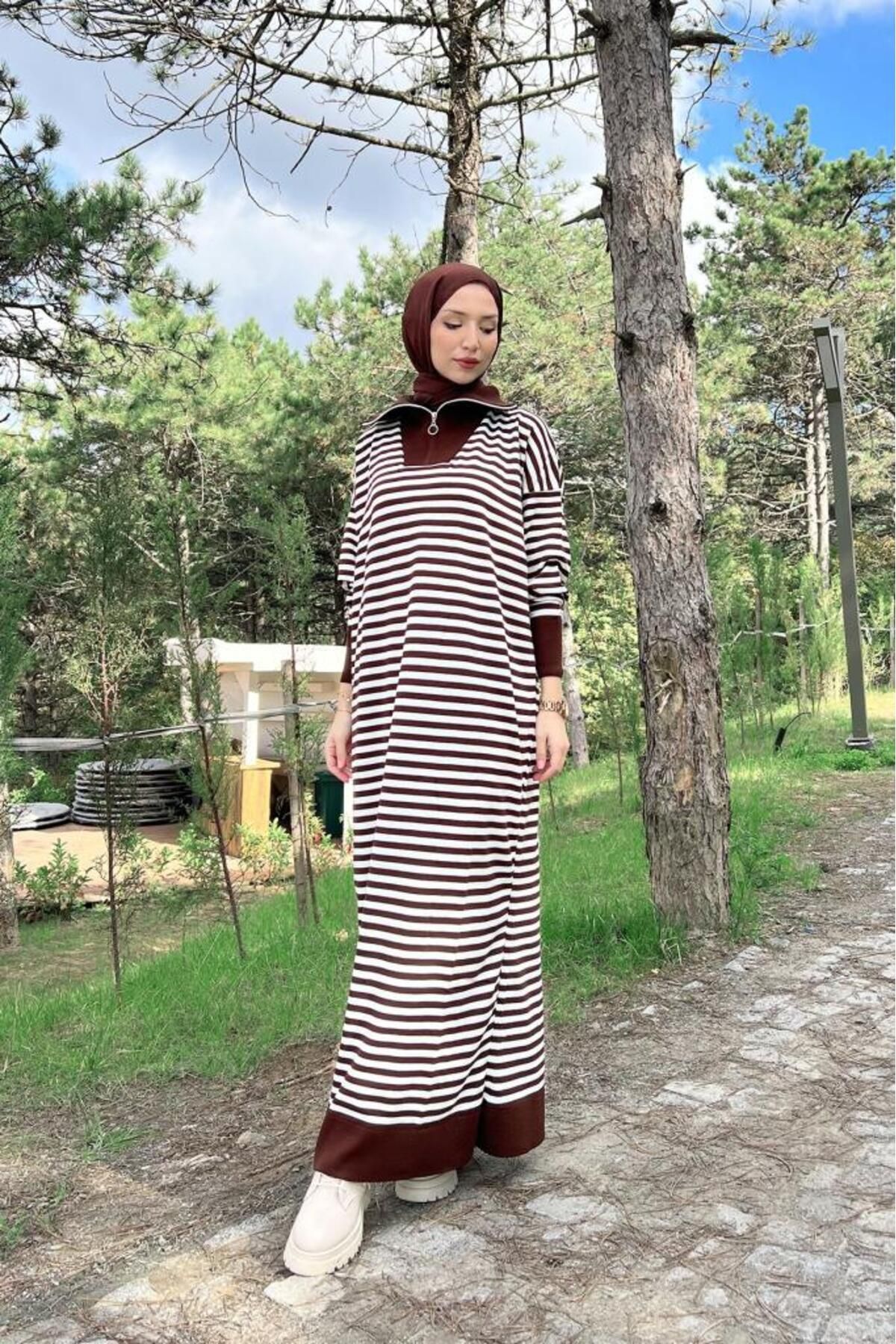 Lamia Giyim-Horizontal Striped Zippered Hijab Knitwear Dress Brown 3