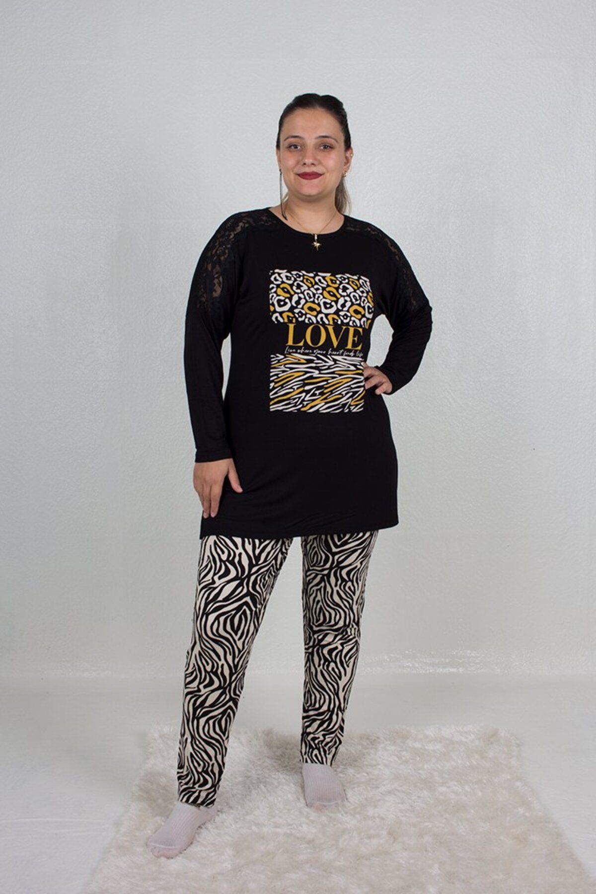 Truva XXL-Plus Size Shoulder Detail Bottom Zebra Pattern Pajamas Set 2
