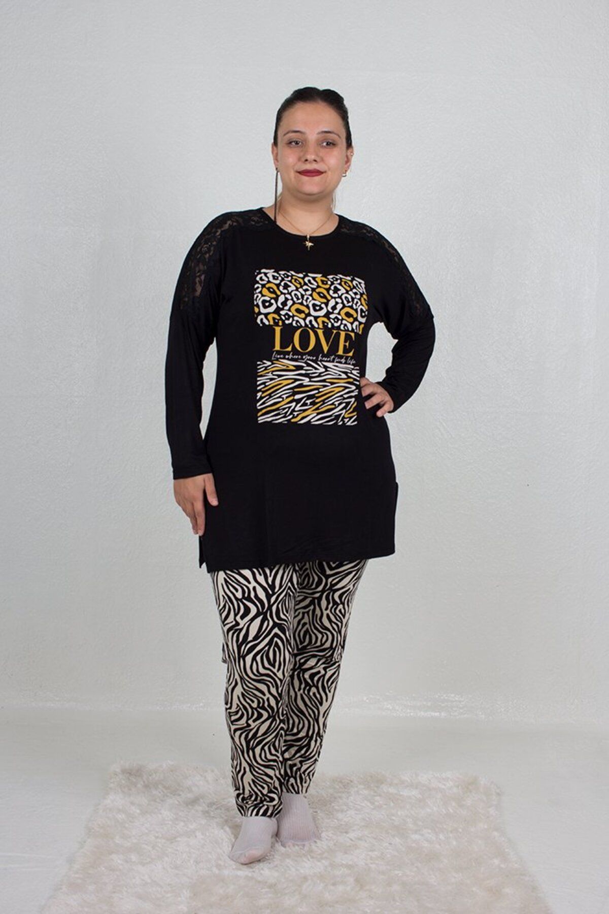 Truva XXL-Plus Size Shoulder Detail Bottom Zebra Pattern Pajamas Set 4