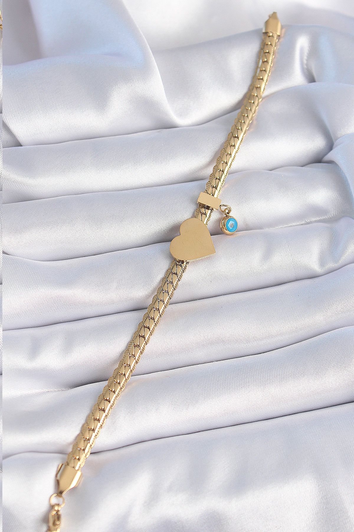 KfksStore 316L Çelik Gold Renk Yassı Zincir Model Kalp Figür Nazar Boncuk Detay Kadın Bileklik
