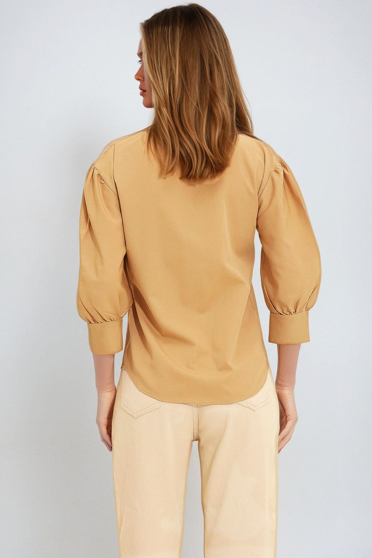 complete the look image