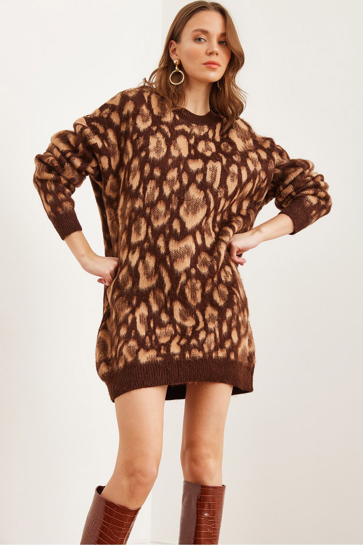 Kadın Camel Şardonlu Oversize Leopar Tunik Elbise ELB-19002298