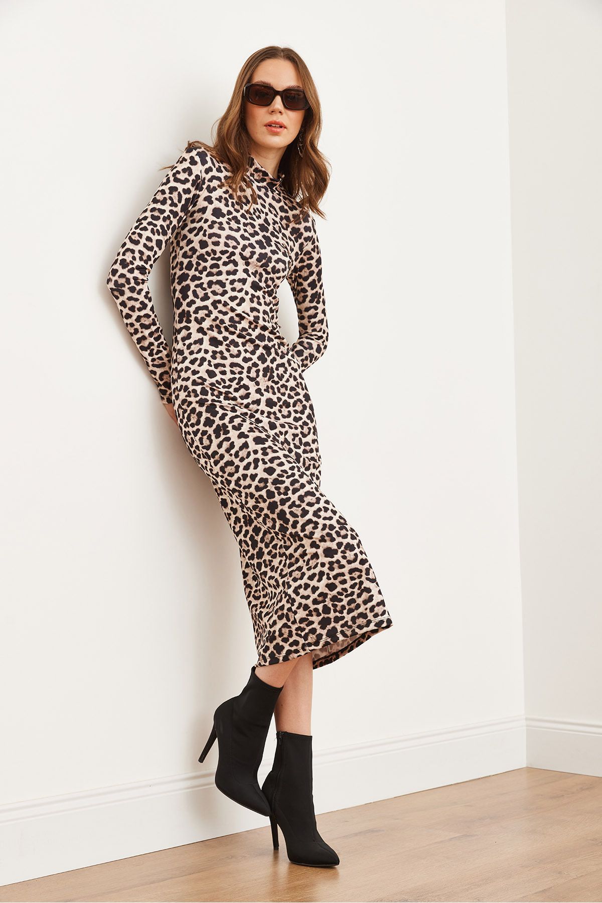 Kadın Taş Leopar Leopar Likralı İnce Dalgıç Elbise ELB-19002292