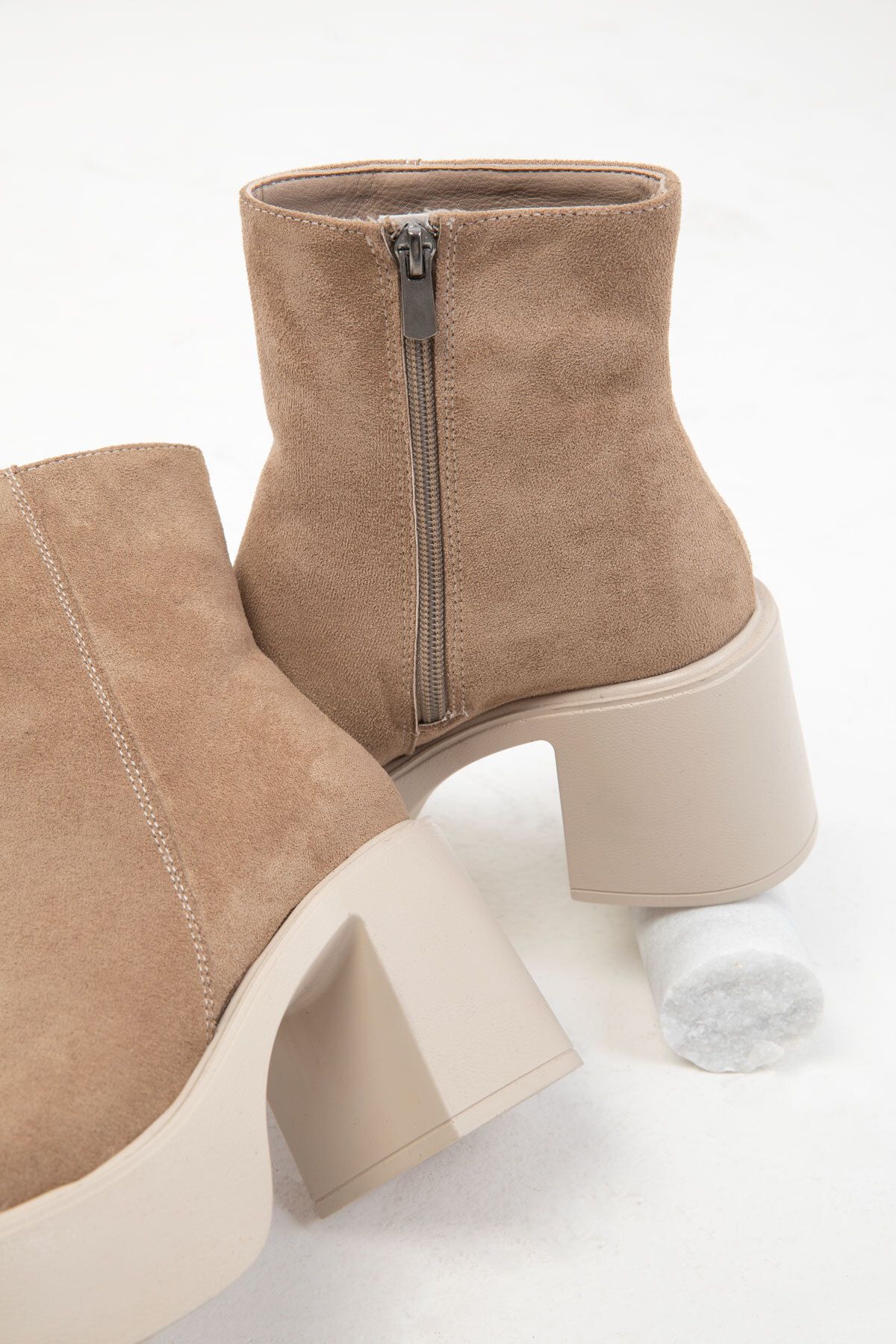 SOHO-Γυναικείες μπότες Mink Suede - 19986 Model Bootie 4