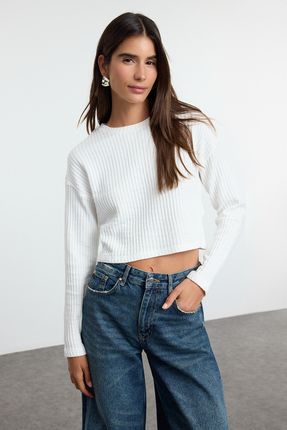 TRENDYOLMİLLA Ekru Triko Görünümlü Bisiklet Yaka Relaxed Crop Örme Bluz TWOAW25BZ00316