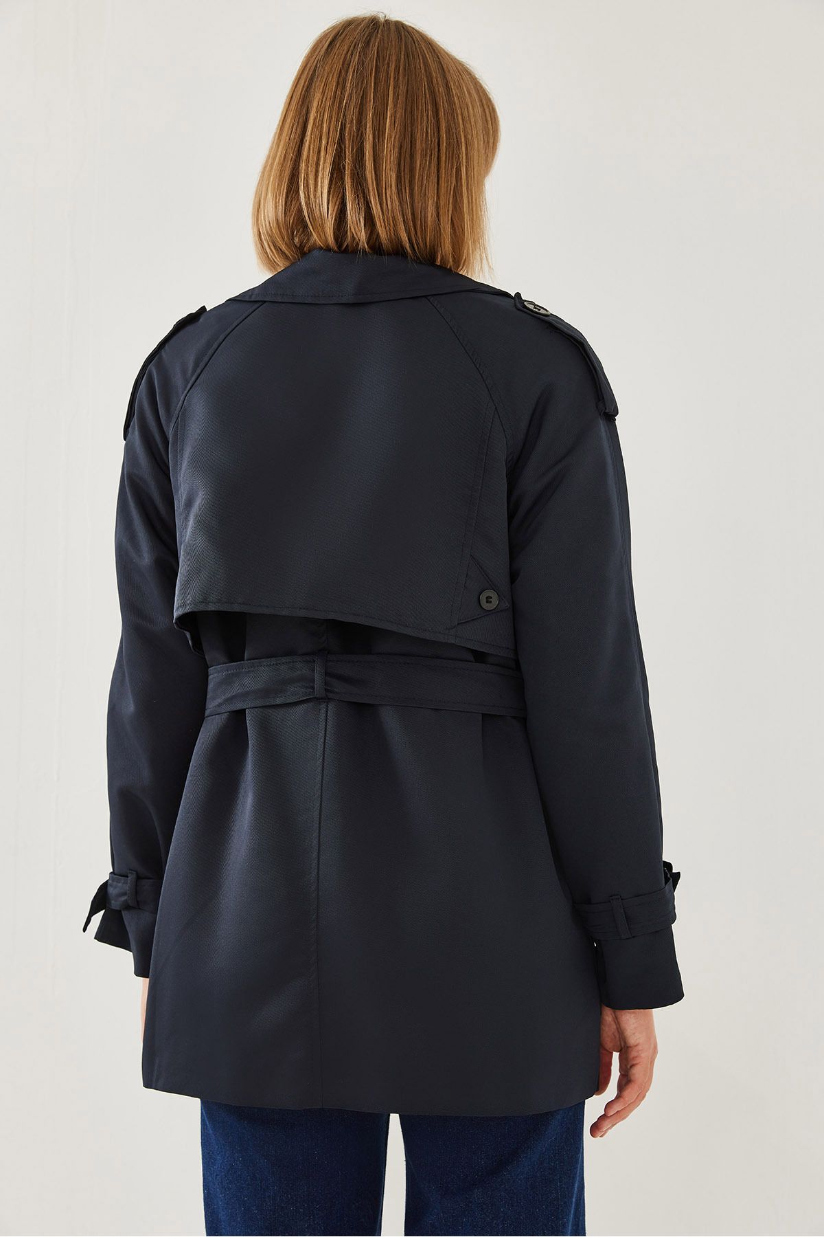 Bianco Lucci-Női Epaulet részletes, közepes méretű felvonókabát 2489 60351163 4