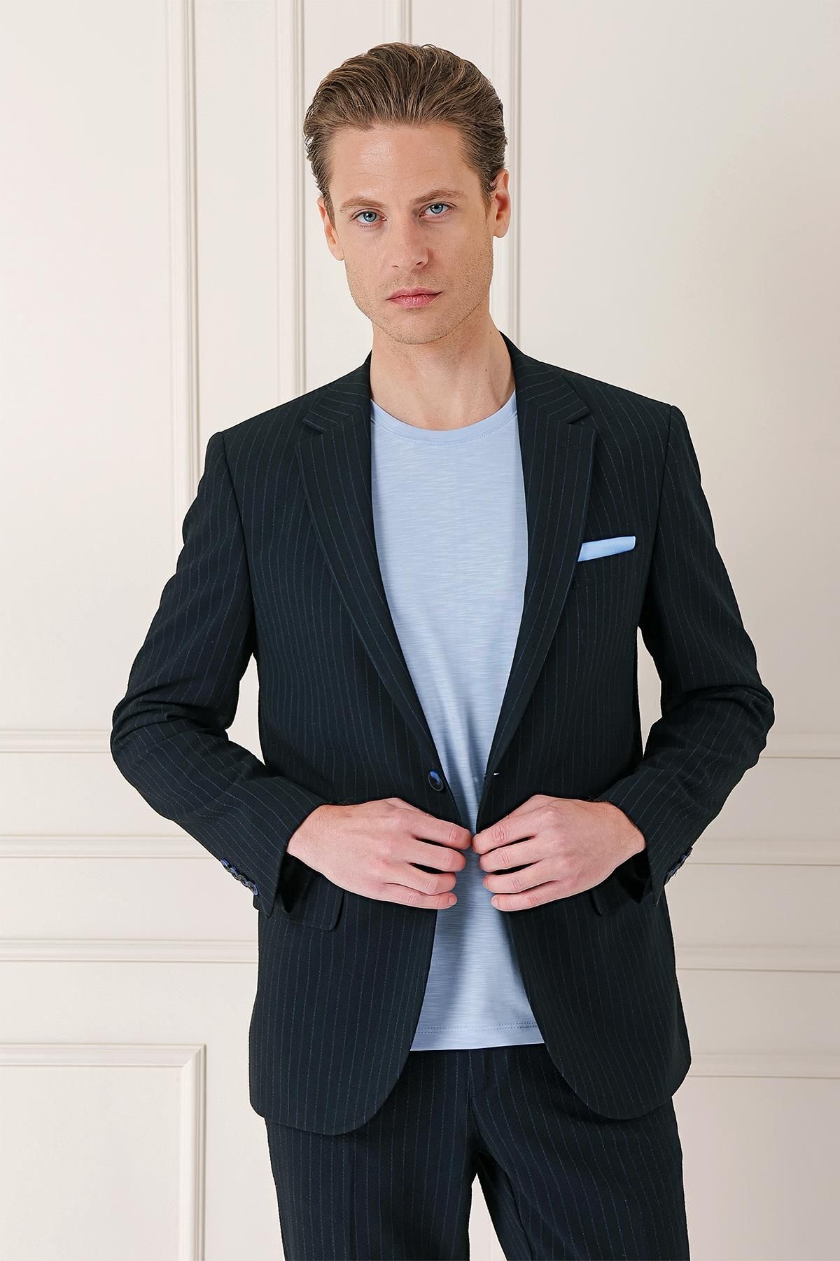 کاپشن اسپرت مشکی Slim Fit C 673 Efor