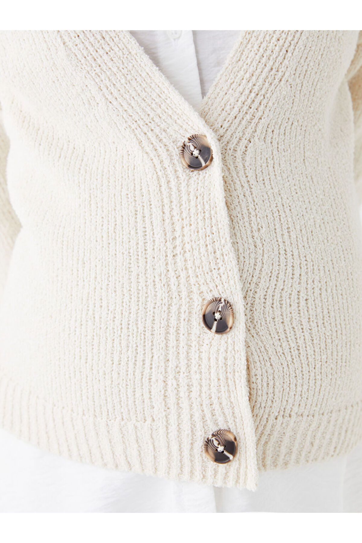LC Waikiki-LCWAIKIKI Maternity V-neck Plain Long Sleeve Maternity Knitwear Cardigan 4