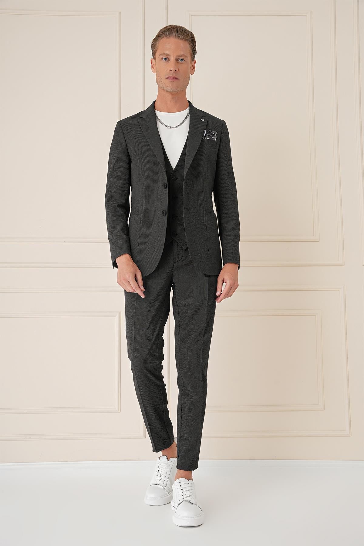 کاپشن اسپرت مشکی Slim Fit C 678 Efor