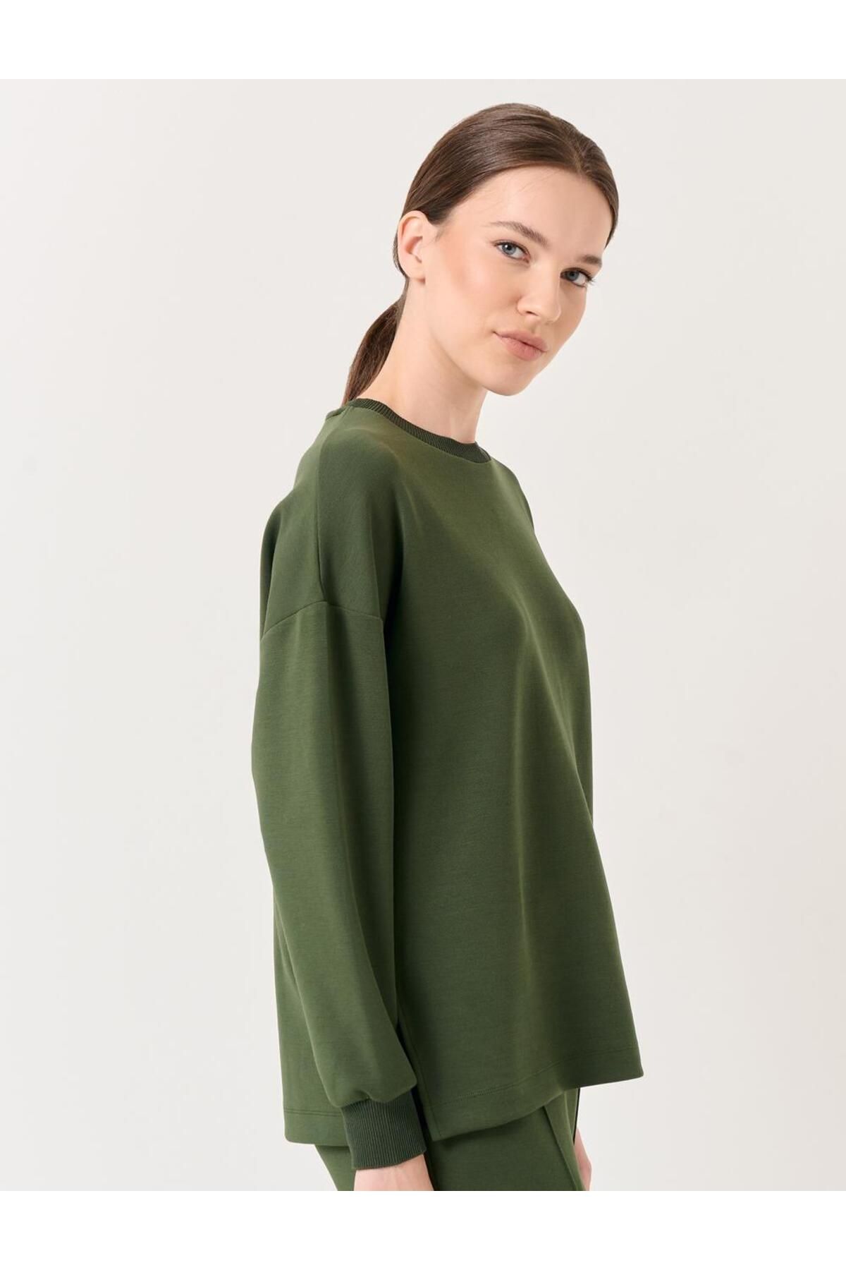 Jimmy Key-Khaki Crew Neck Long Sleeve Oversize Sweatshirt 5