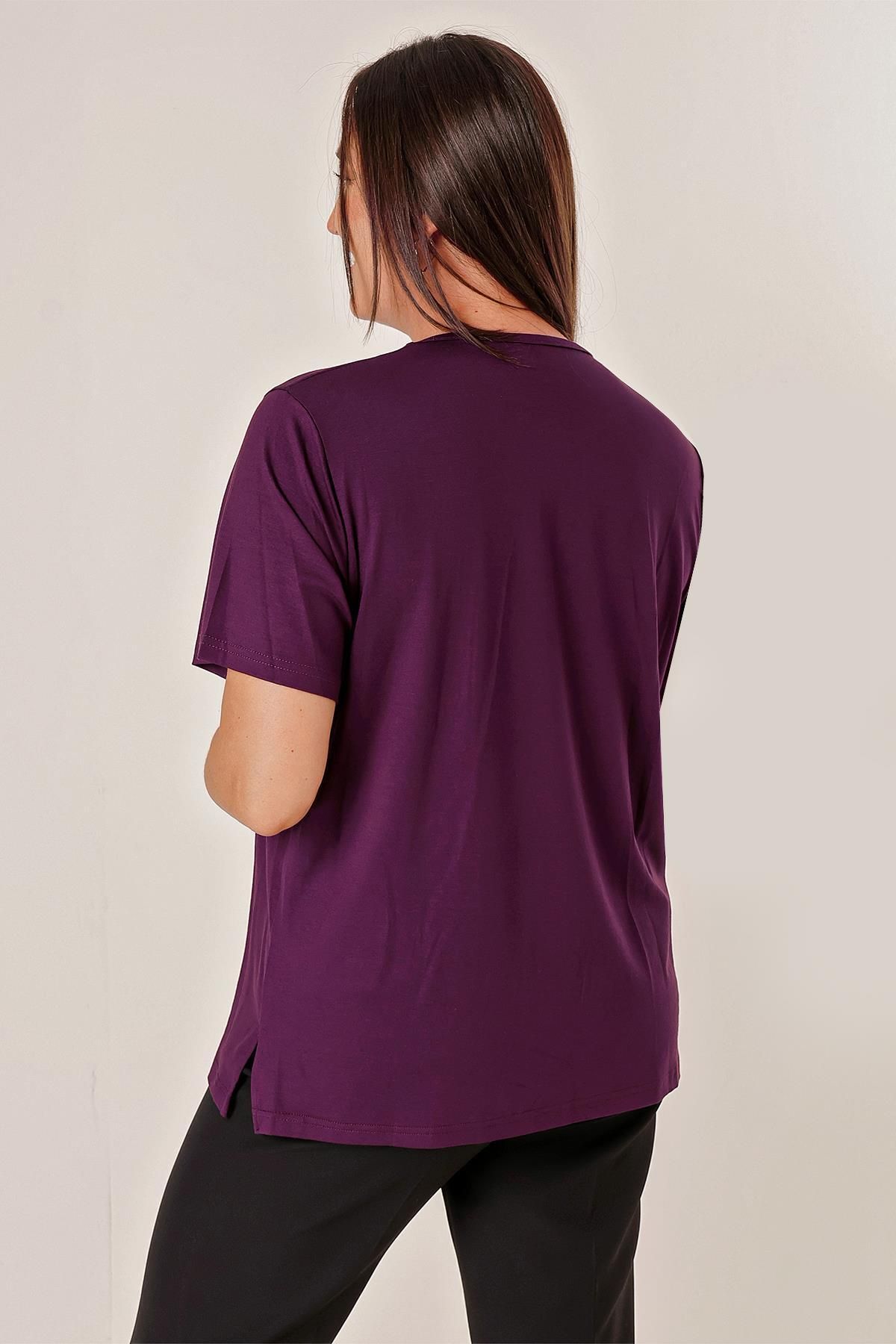 By Saygı-Short Sleeve Plus Size Blouse with Vertical Stone Print on the Front 4