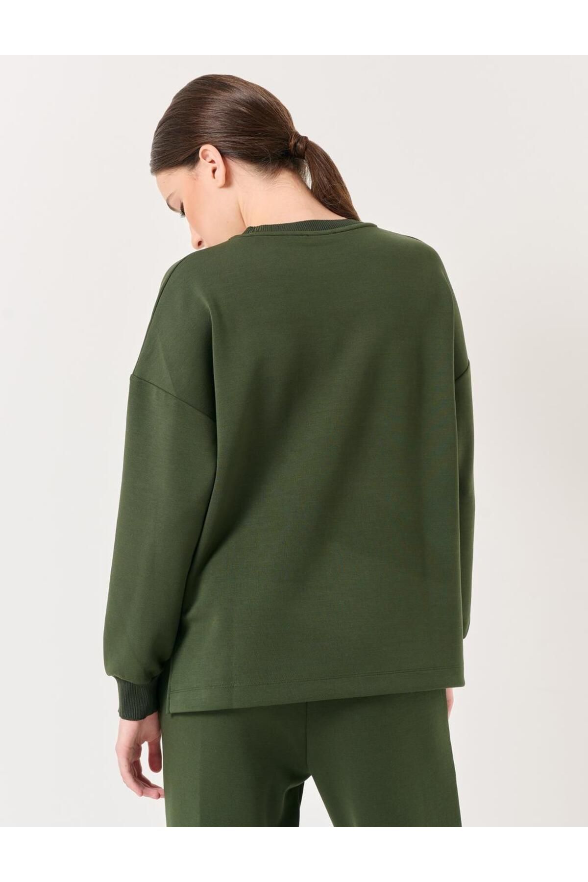 Jimmy Key-Khaki Crew Neck Long Sleeve Oversize Sweatshirt 6