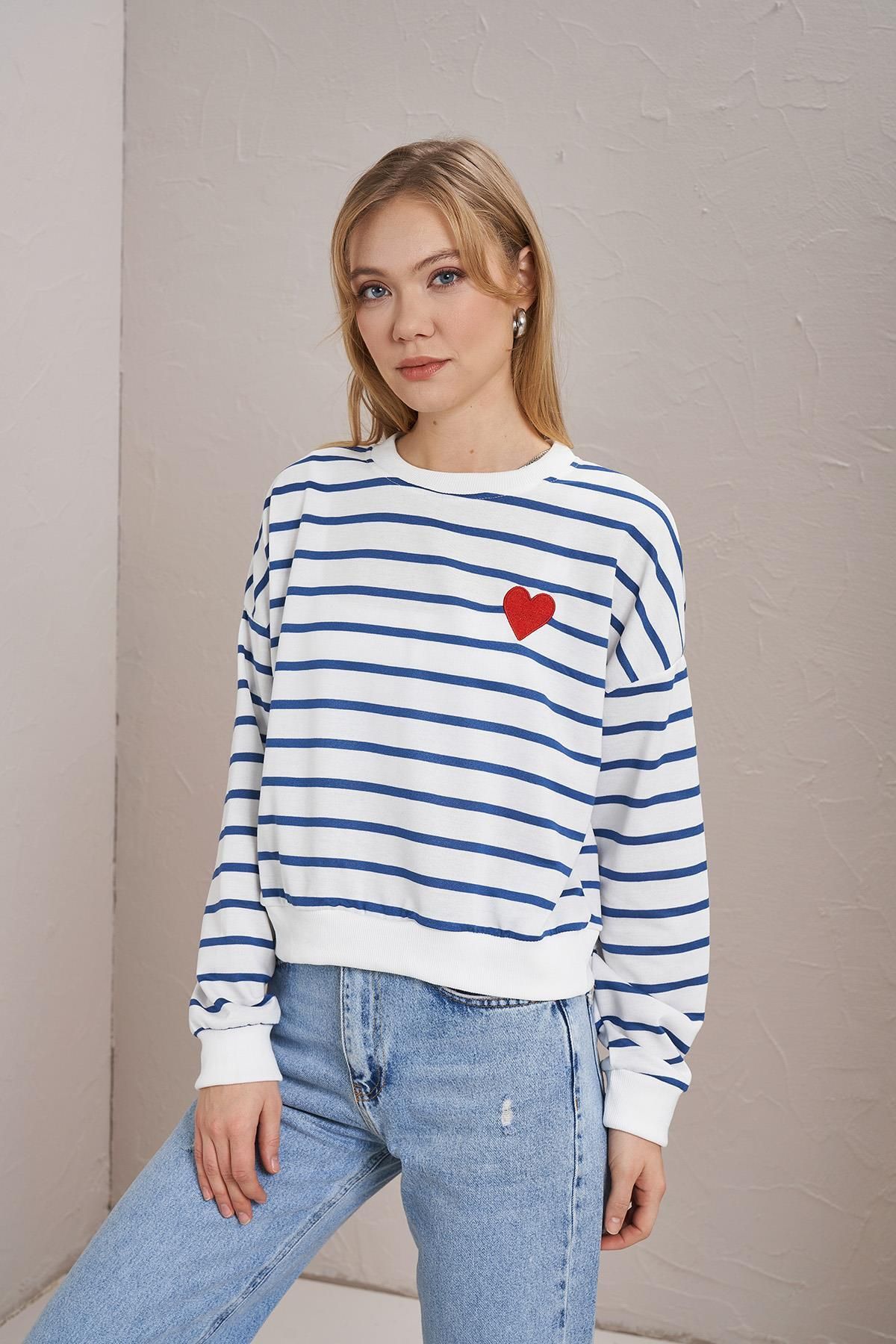 TENA-Women's Indigo Crew Neck Striped Heart Embroidered Two Yarn Basic Sweatshirt 3