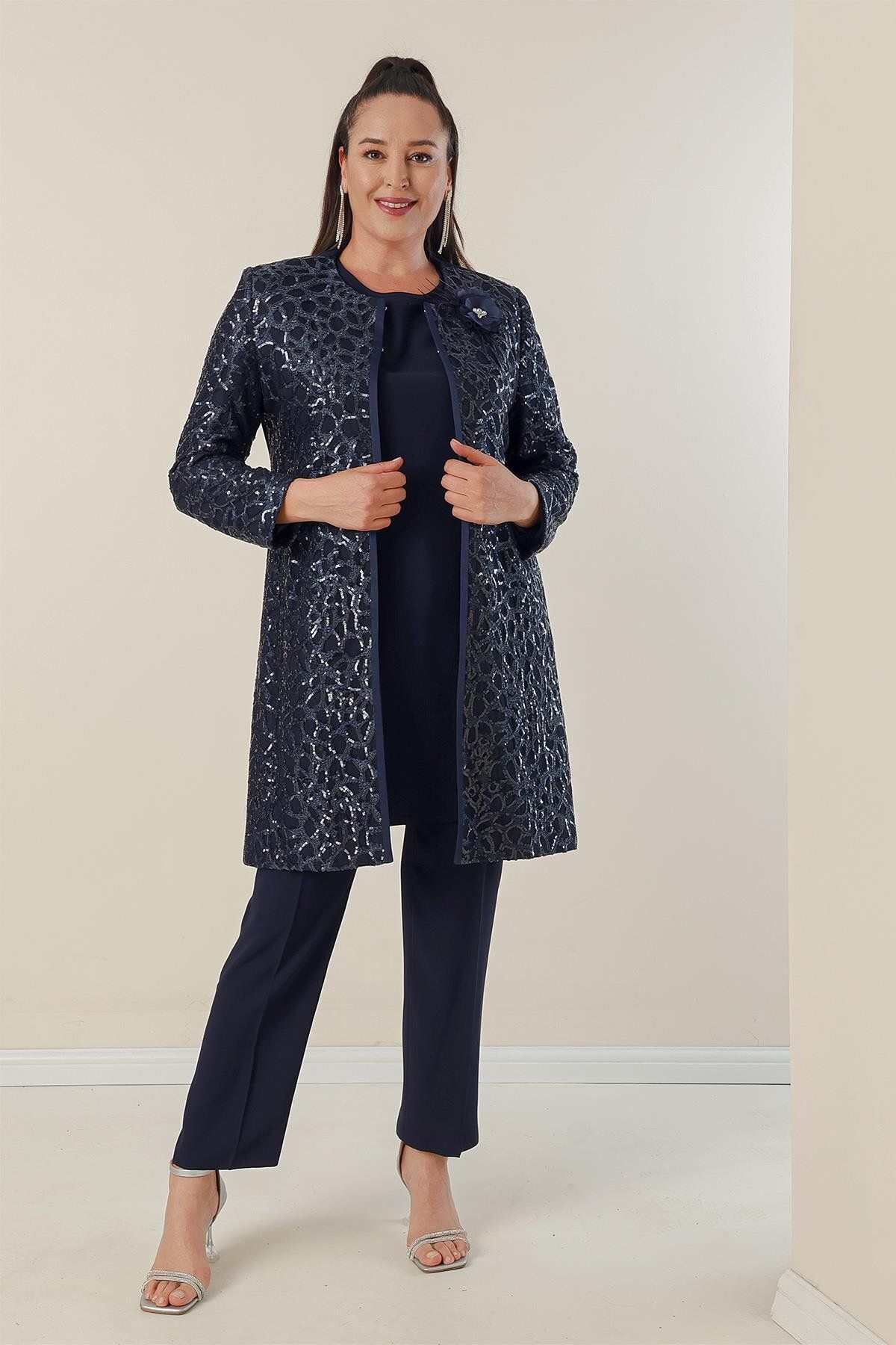 By Saygı-Crepe Blouse with Side Slits, Sleeves and Sequin Lined Jacket and Trousers Plus Size 3-Piece Set 3