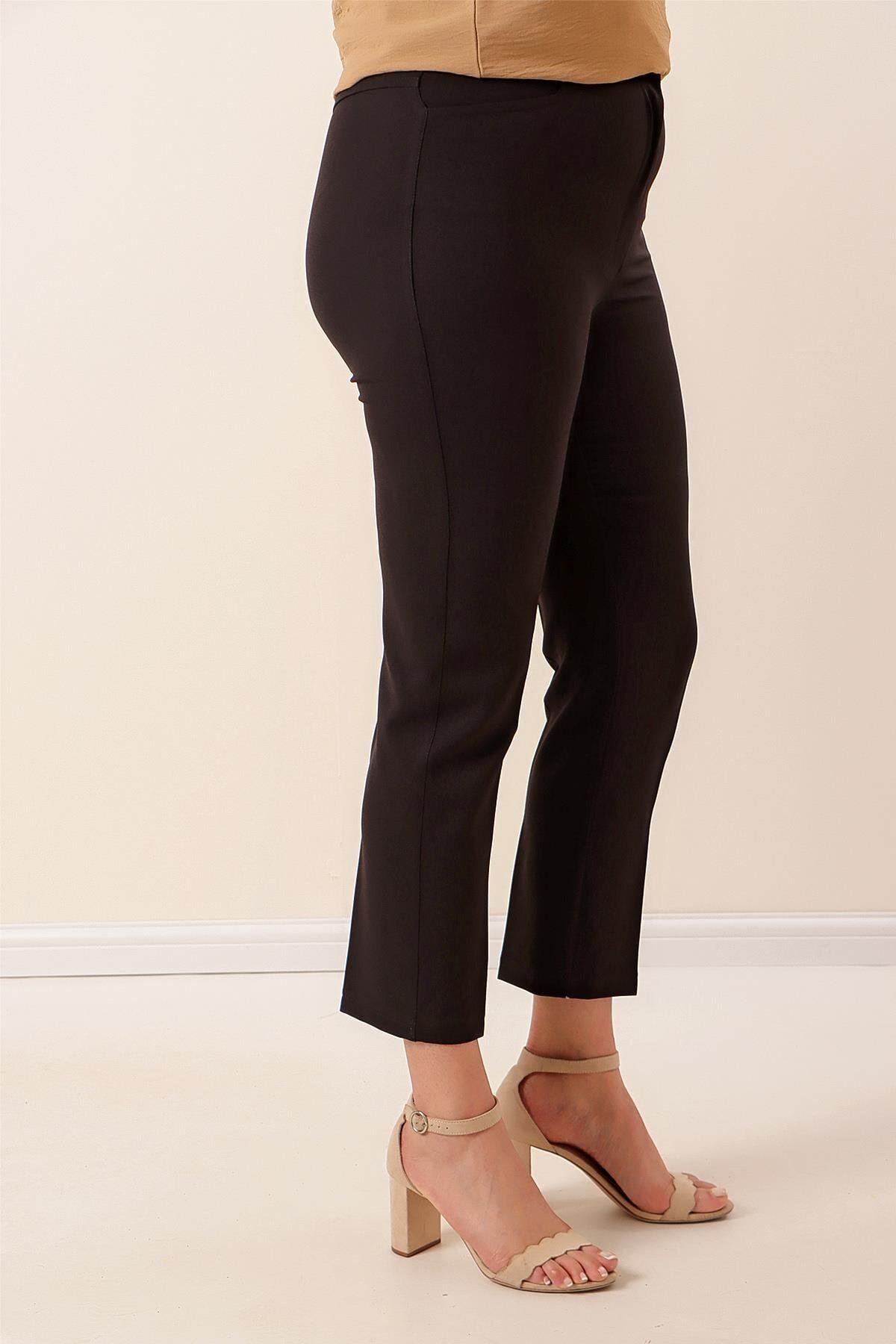 By Saygı-Plus Size Lycra Trousers - Elastic Waist and Pockets 3
