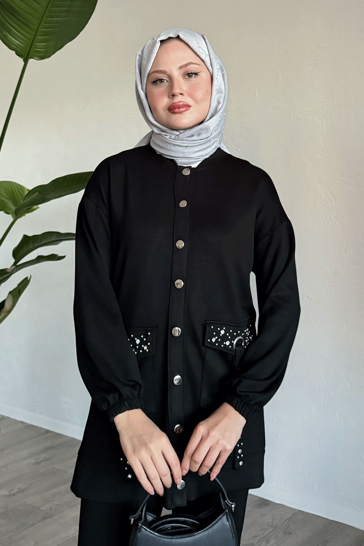 InStyle-Set dublu negru cu detalii în piatră - buzunare 4