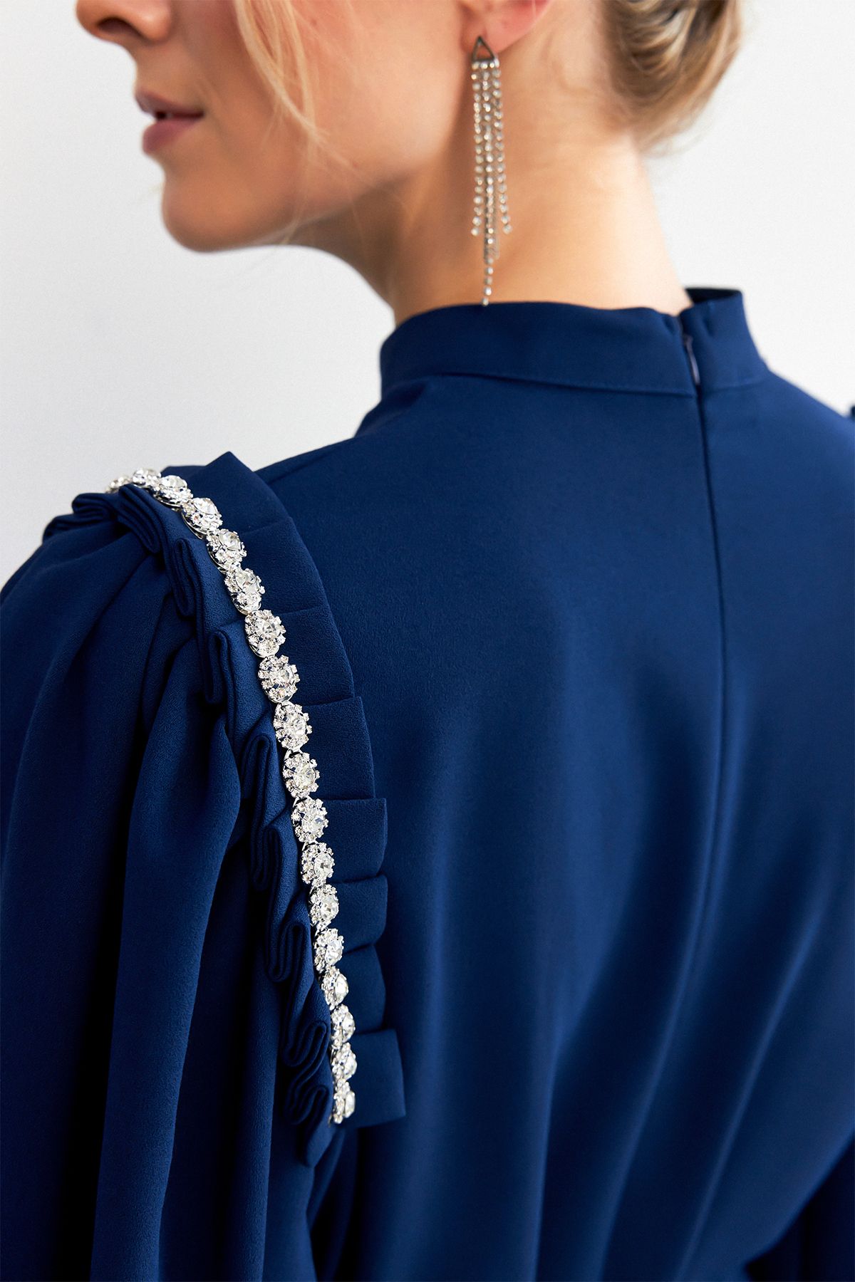 VAVİNOR-Indigo Nova Dress - Shoulder Detail 5