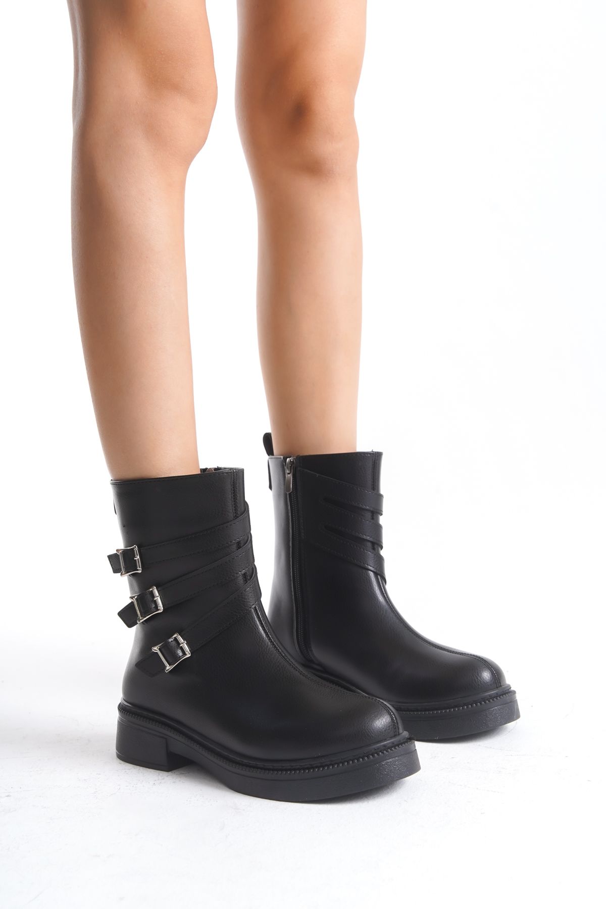 Limeo-Side Three Buckle Detailed Zippered Low Sole Women's Boots 3