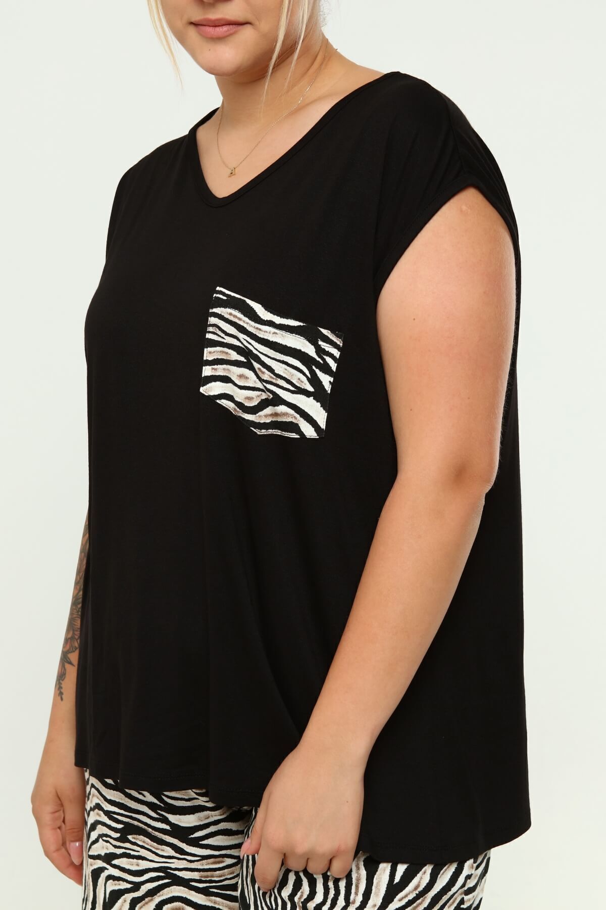 tarzımsüper-Plus Size Comfortable Pajama Set with Top and Bottom Shorts Zebra Pattern Double Cotton 2-Piece Bottom-Top Set Black 8