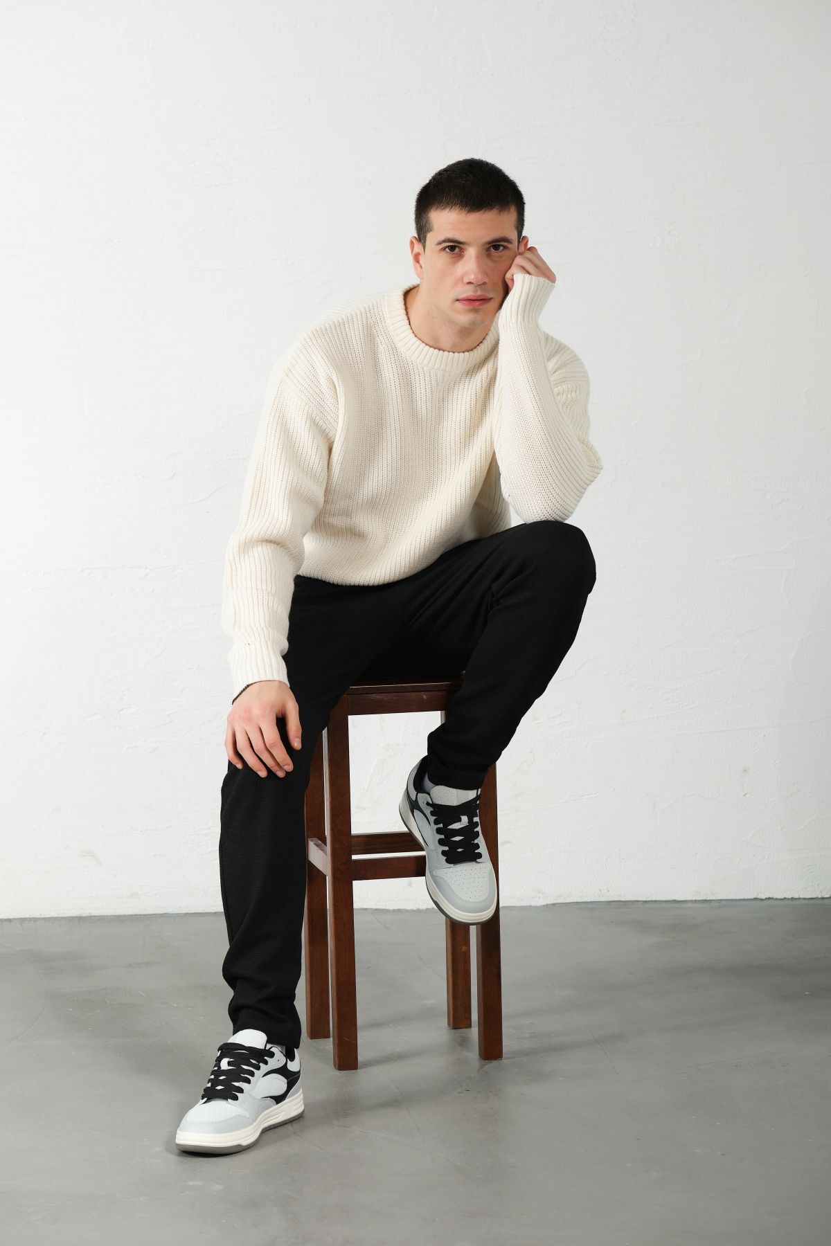 Domoda-Black Relaxed Fit, Lace-Up, Stretchy, Elastic, Filet Pocket, Honeycomb, Pike Men's Knitted Pants @Barletta 1