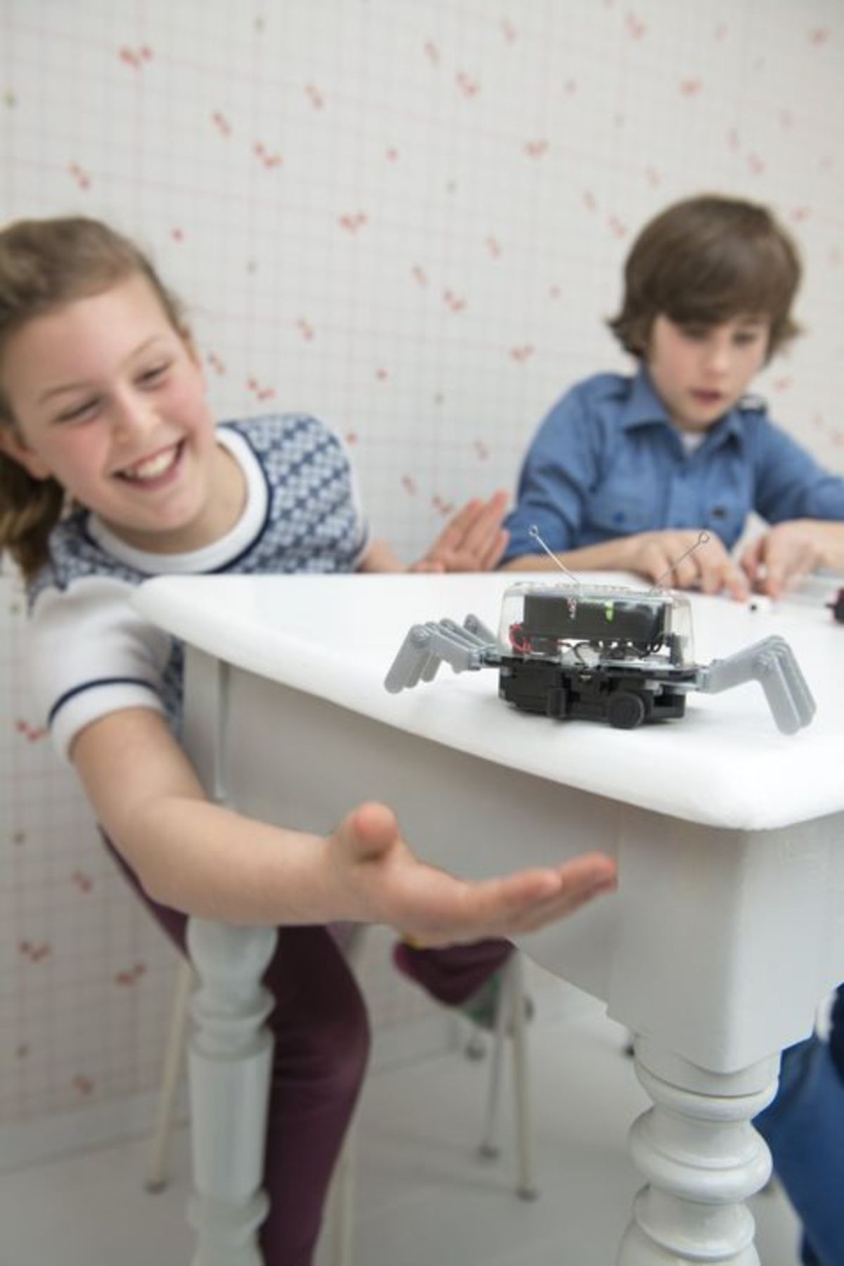 4M-Robot construction kit - Table Top Robot, Kidz Robotix 5
