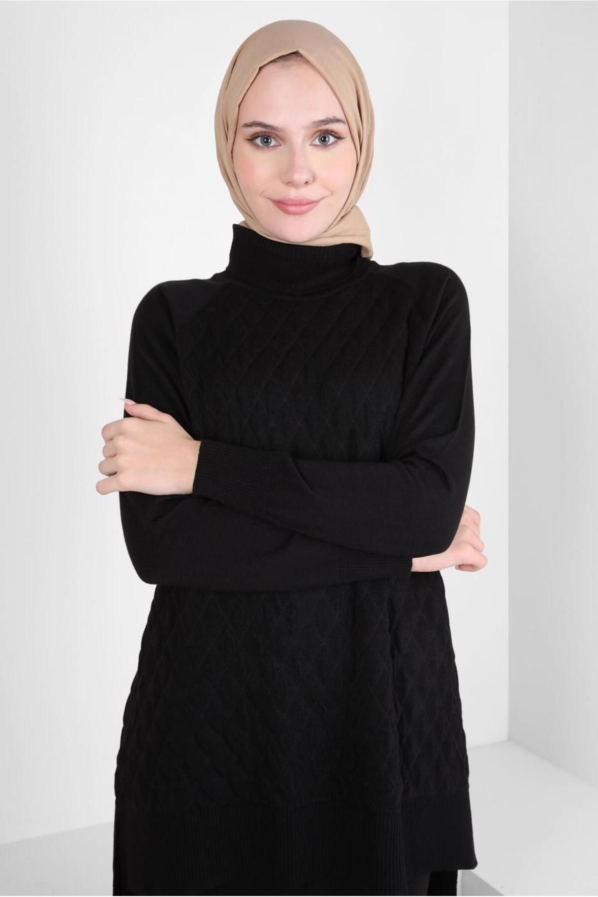 کت و شلوار بافتنی دامن 44086 Alvina