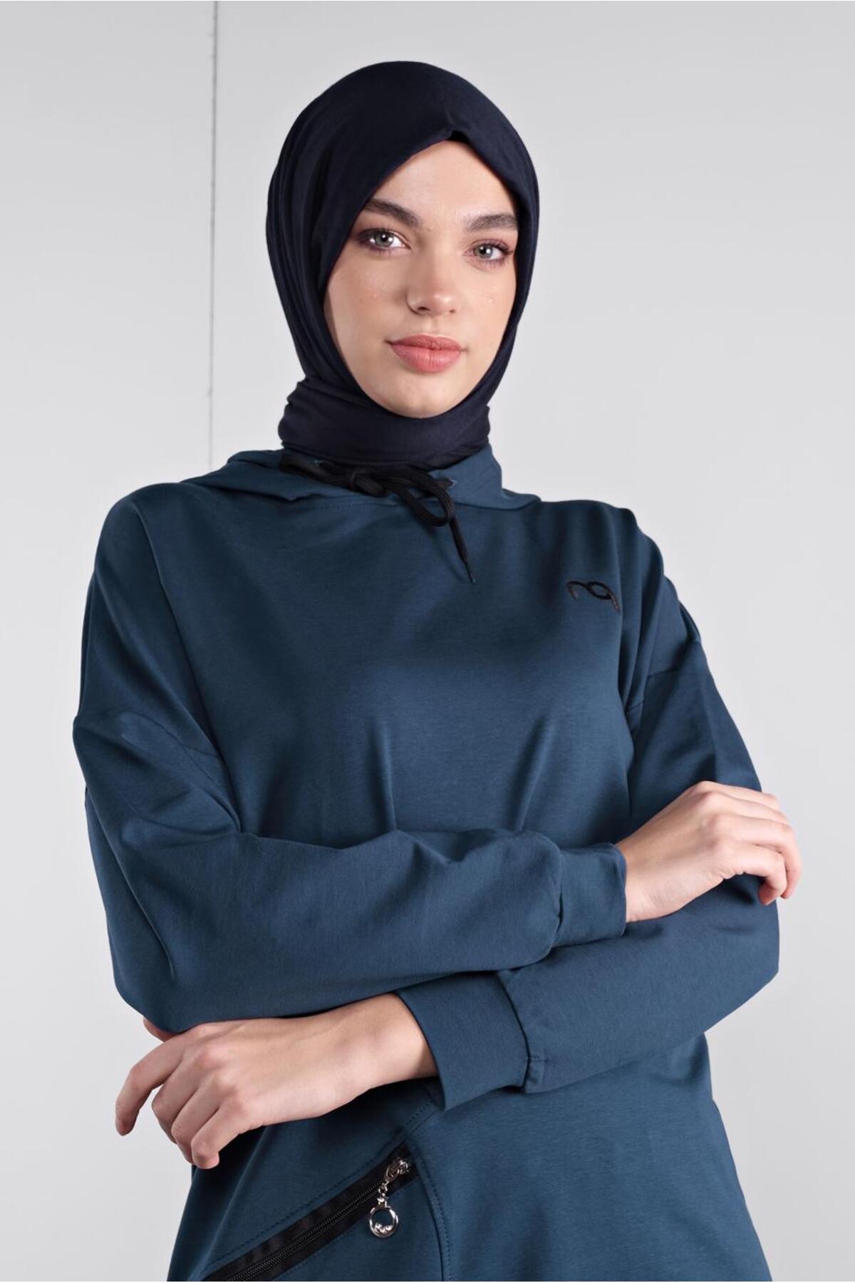 لباس ورزشی زنانه جیب‌دار زیپ‌دار سرمه‌ای مدل ۴۸۰۸ TRENDTESETTÜR