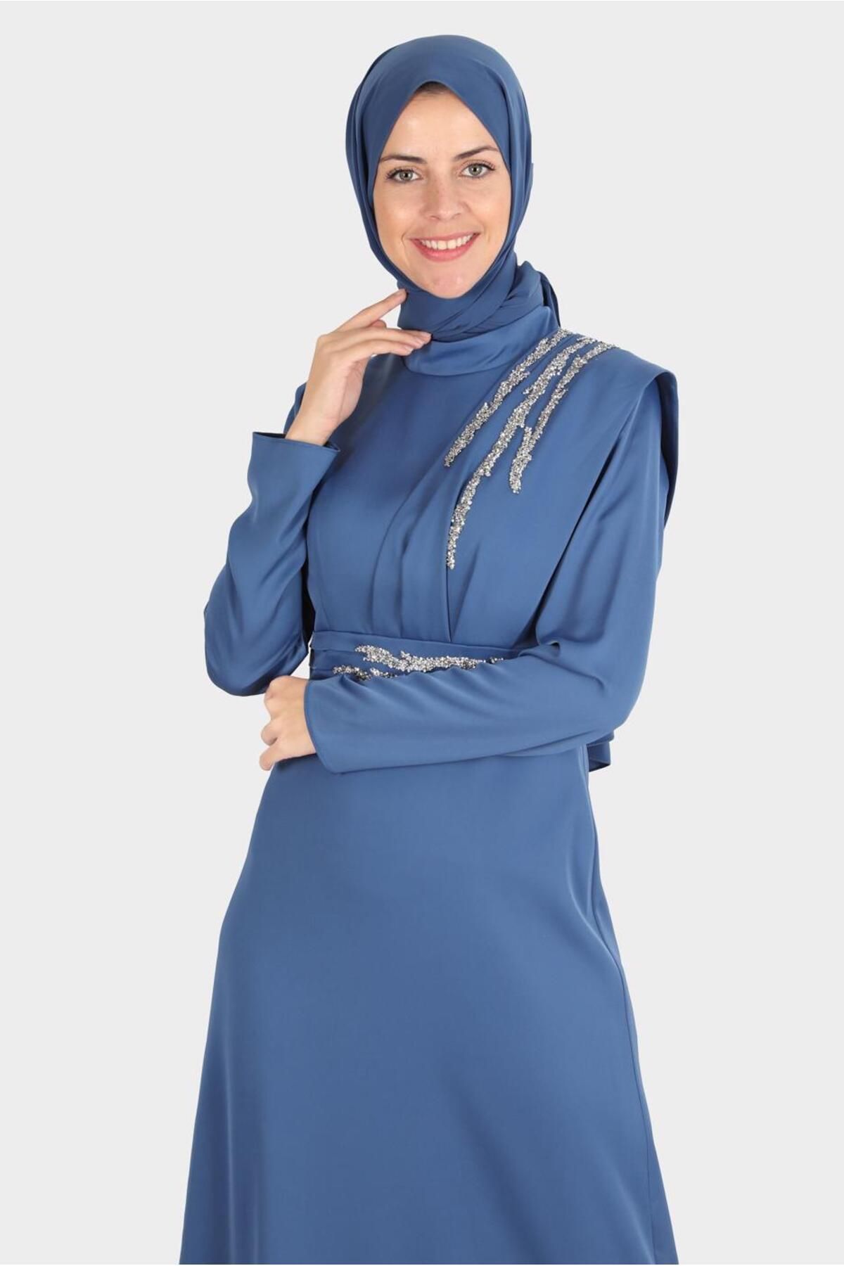 لباس شب ساتن سنگ دوزی شده 50257 Alvina