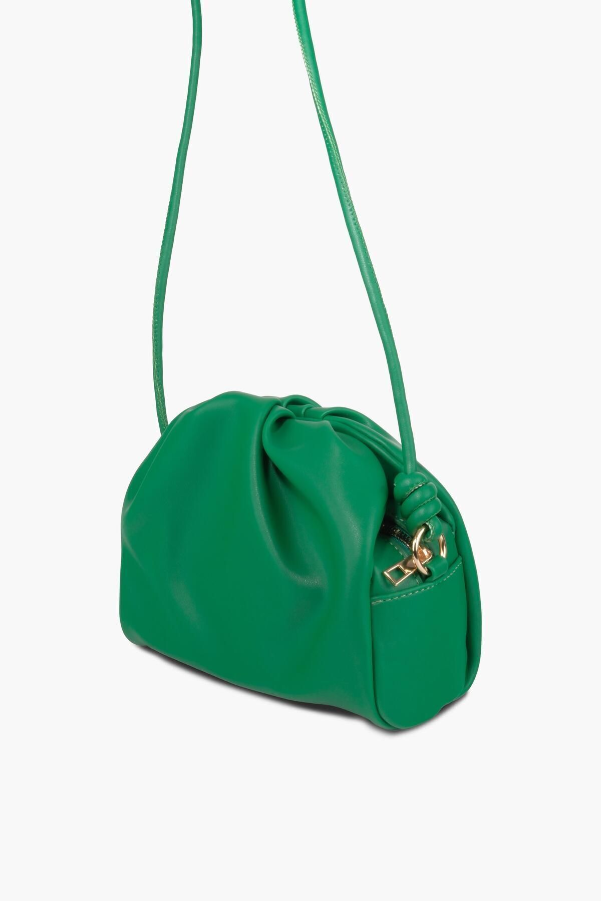 WATCHOFROYAL-Crossbody Green Leather Bag with Snap Fasteners and Zipper Diya 2