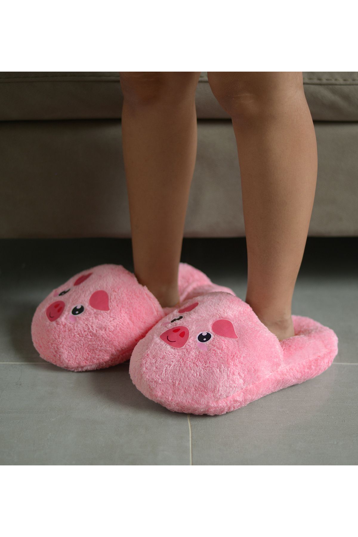 Pandamkee-Loose Size Plush Slippers with Cute Animal Pattern 4